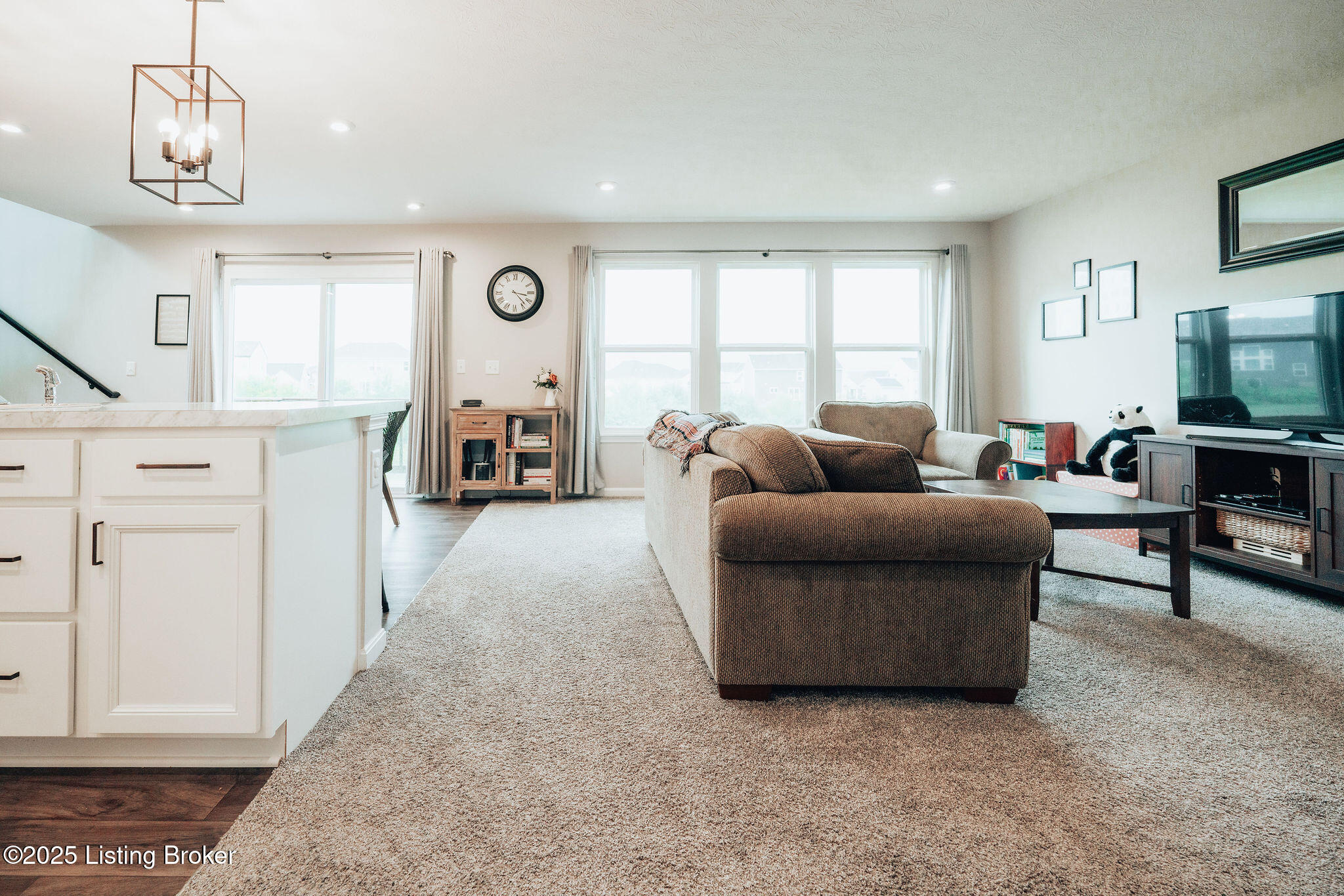 398 Birchwood Dr