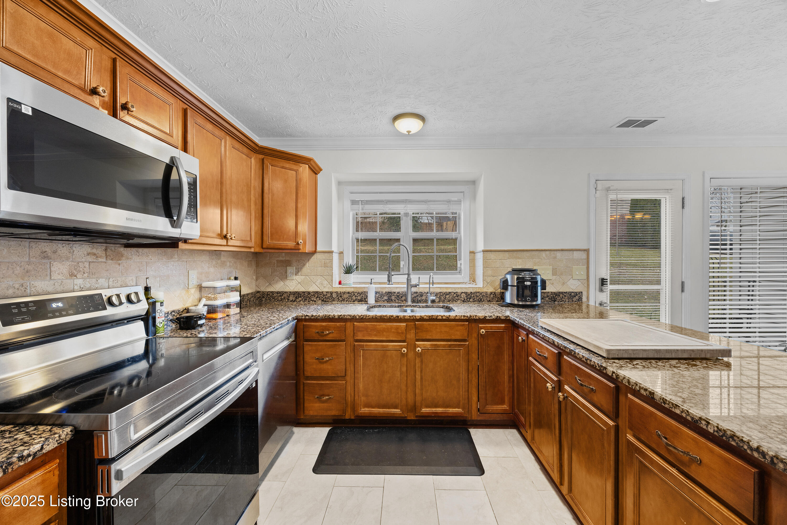 10729 Copper Ridge Dr