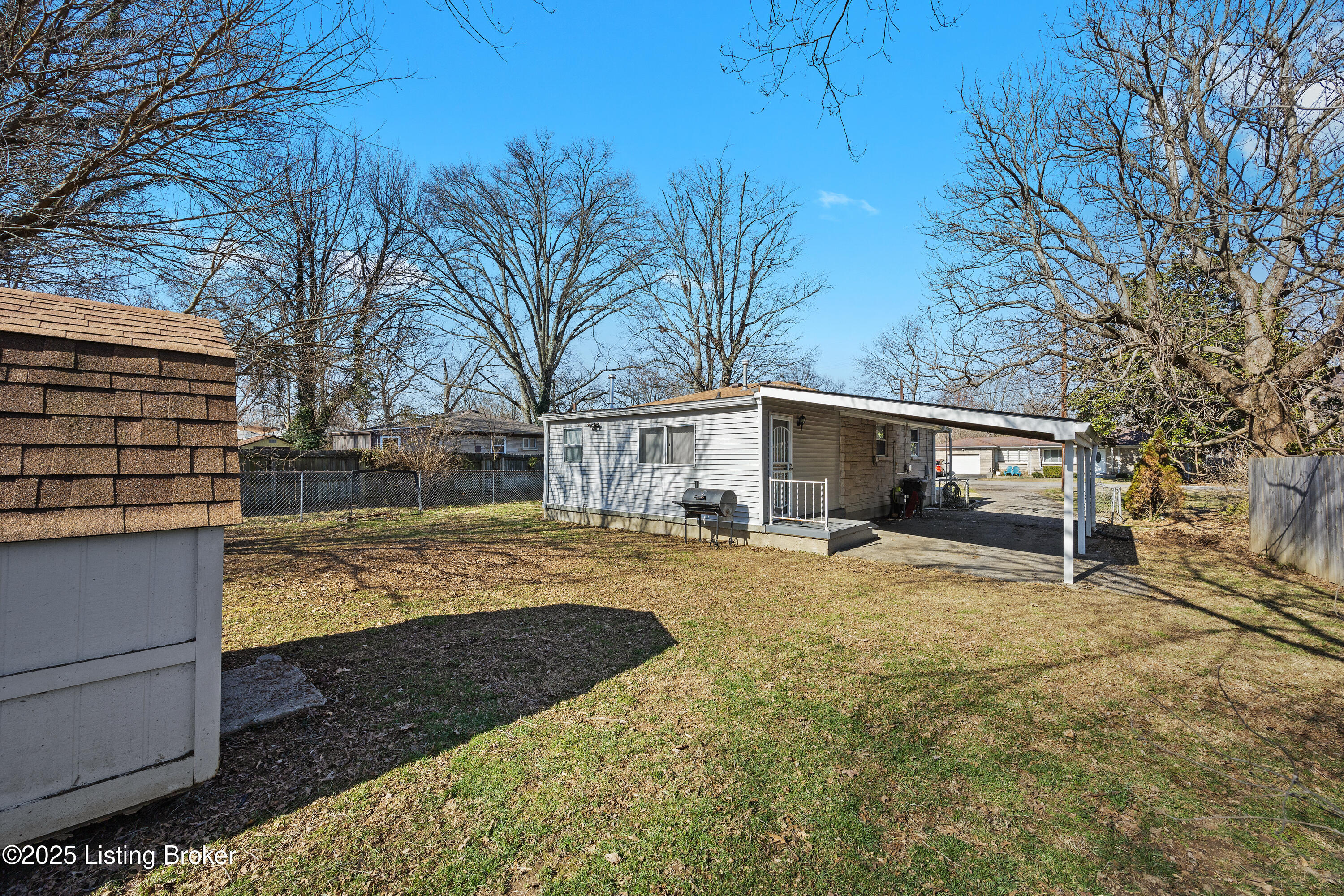 4925 Hyde Park Dr