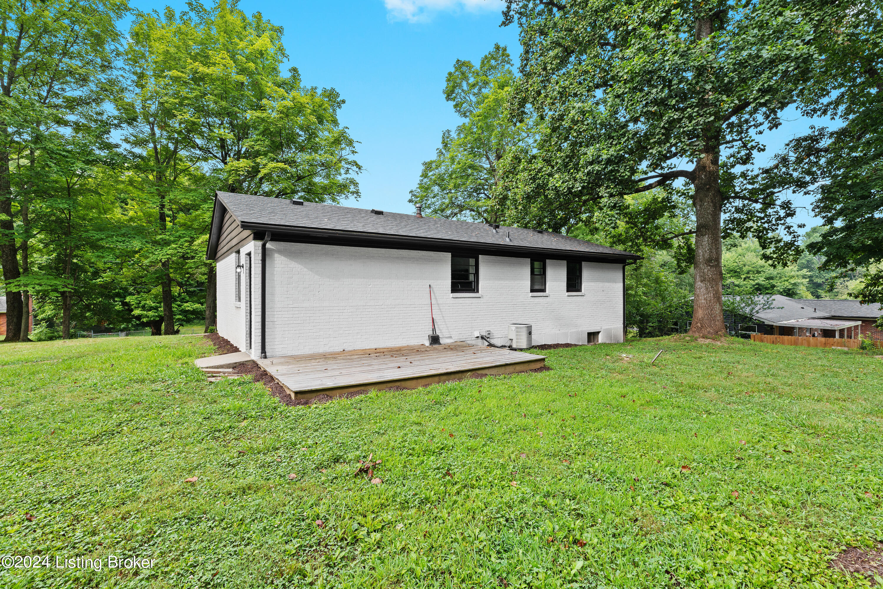 455 Wildwood Dr