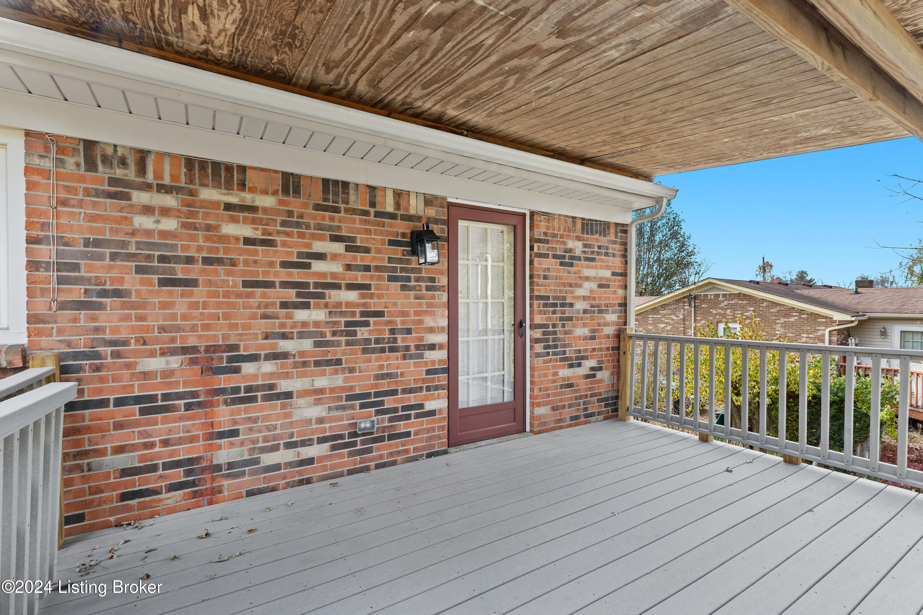 252 Elaine Way