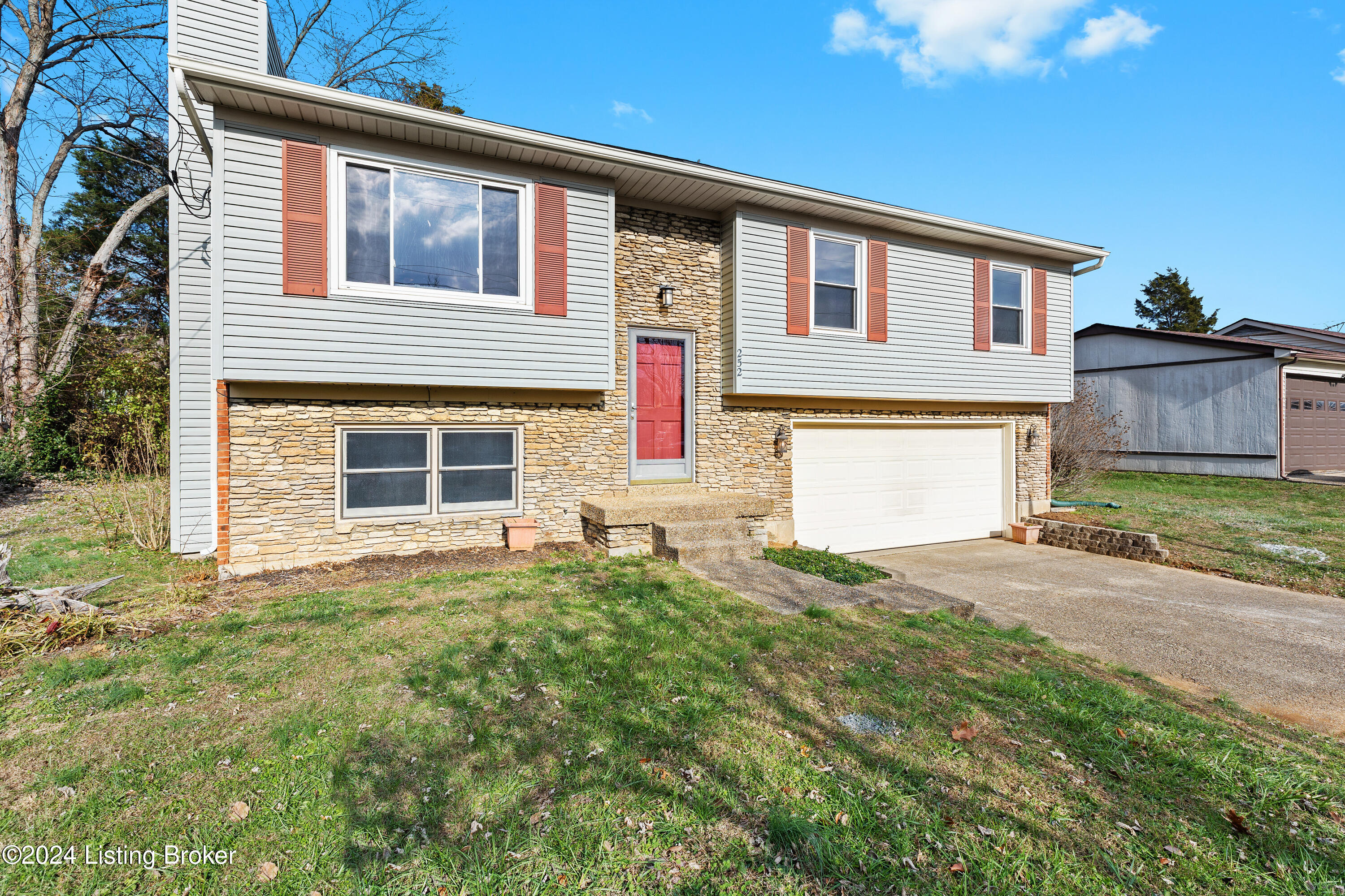 252 Elaine Way
