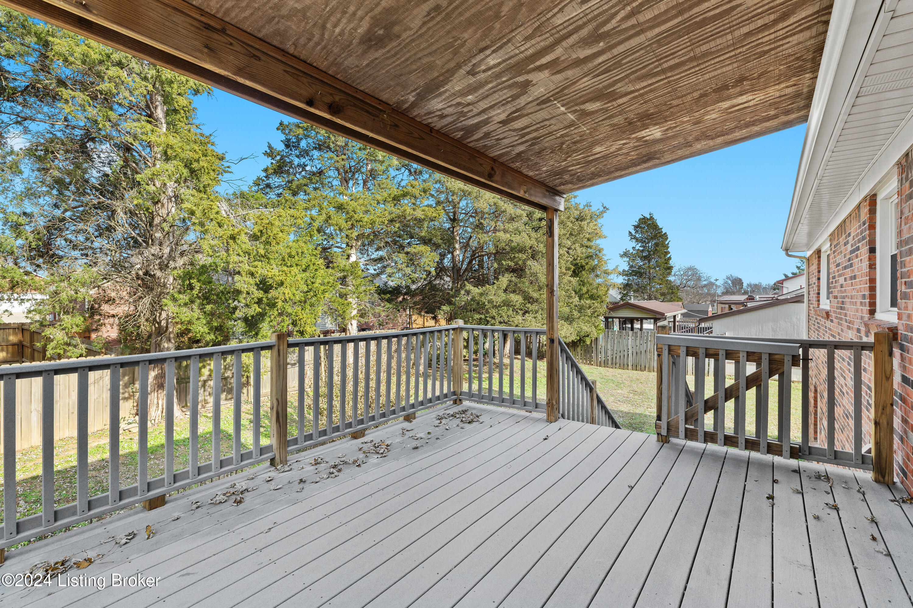 252 Elaine Way