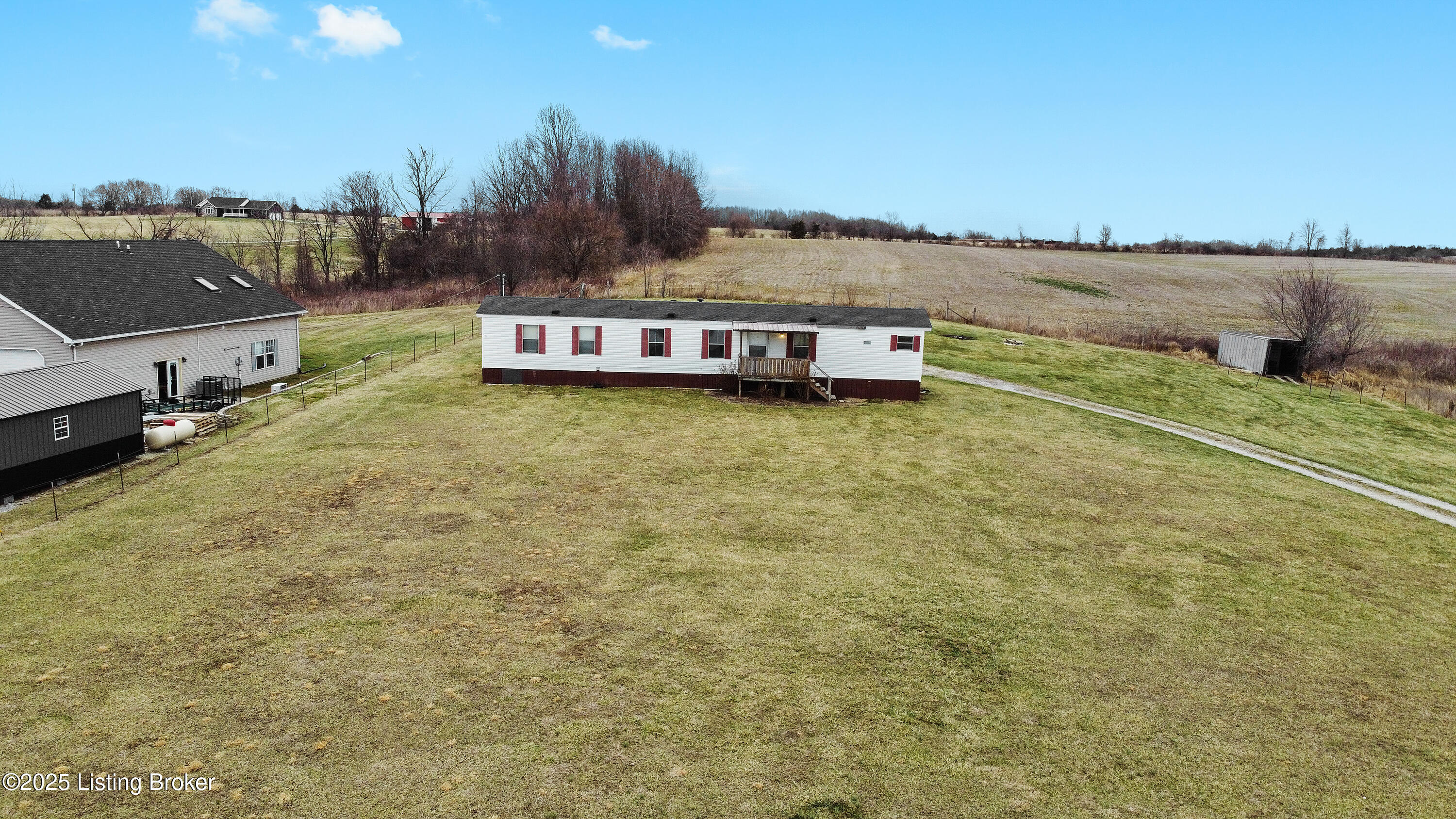 135 Sam Newton Ln