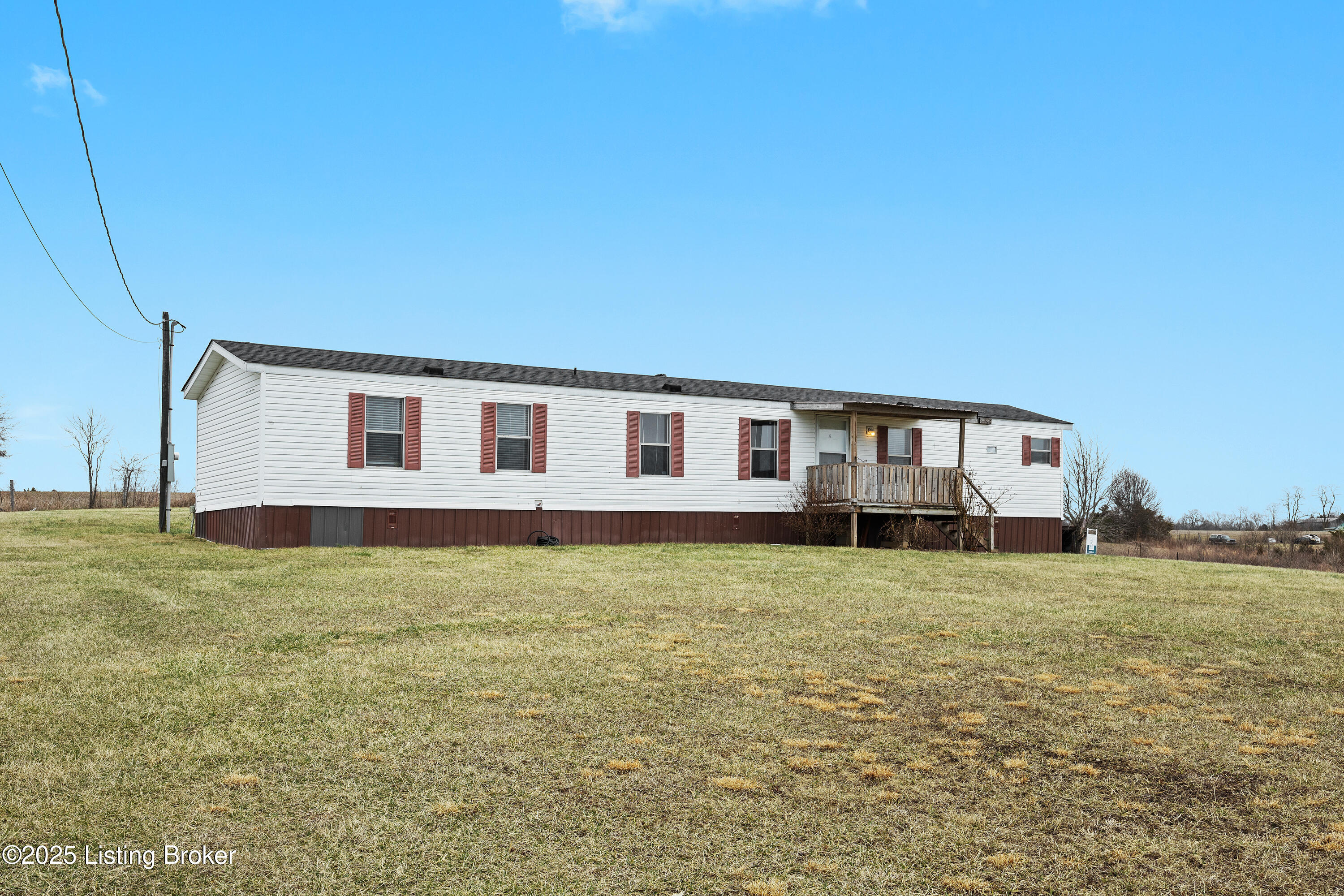 135 Sam Newton Ln