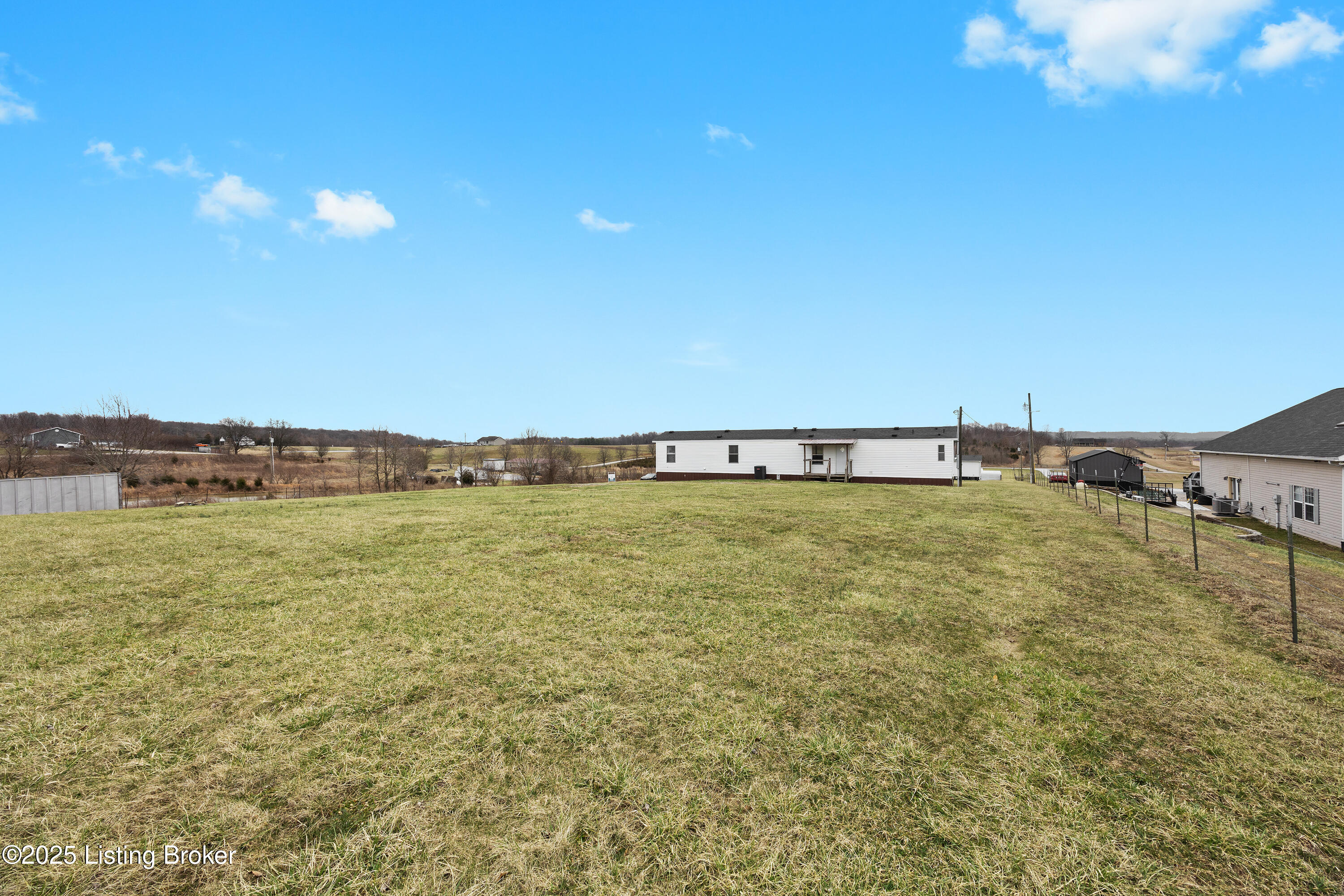 135 Sam Newton Ln