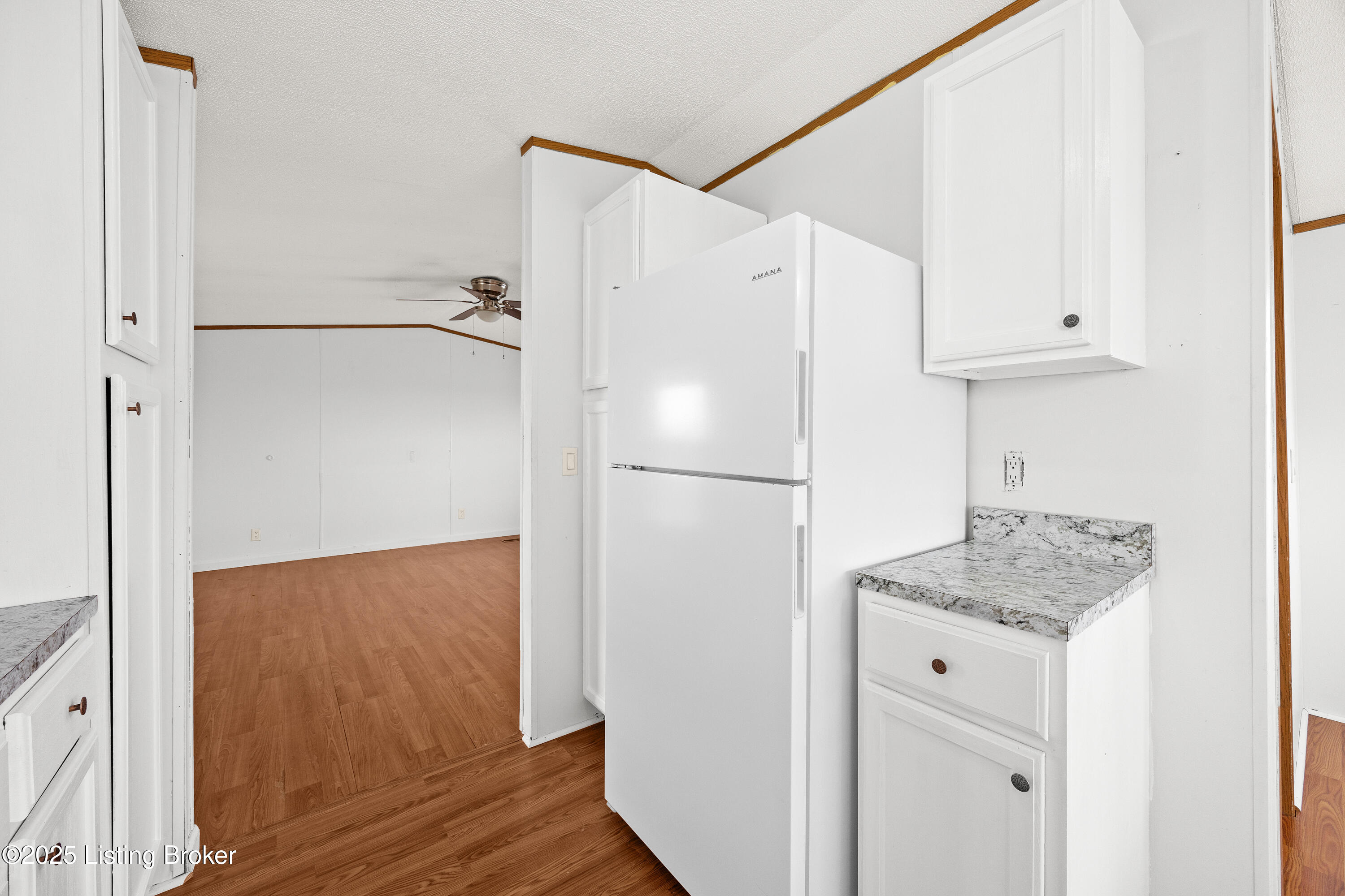 135 Sam Newton Ln