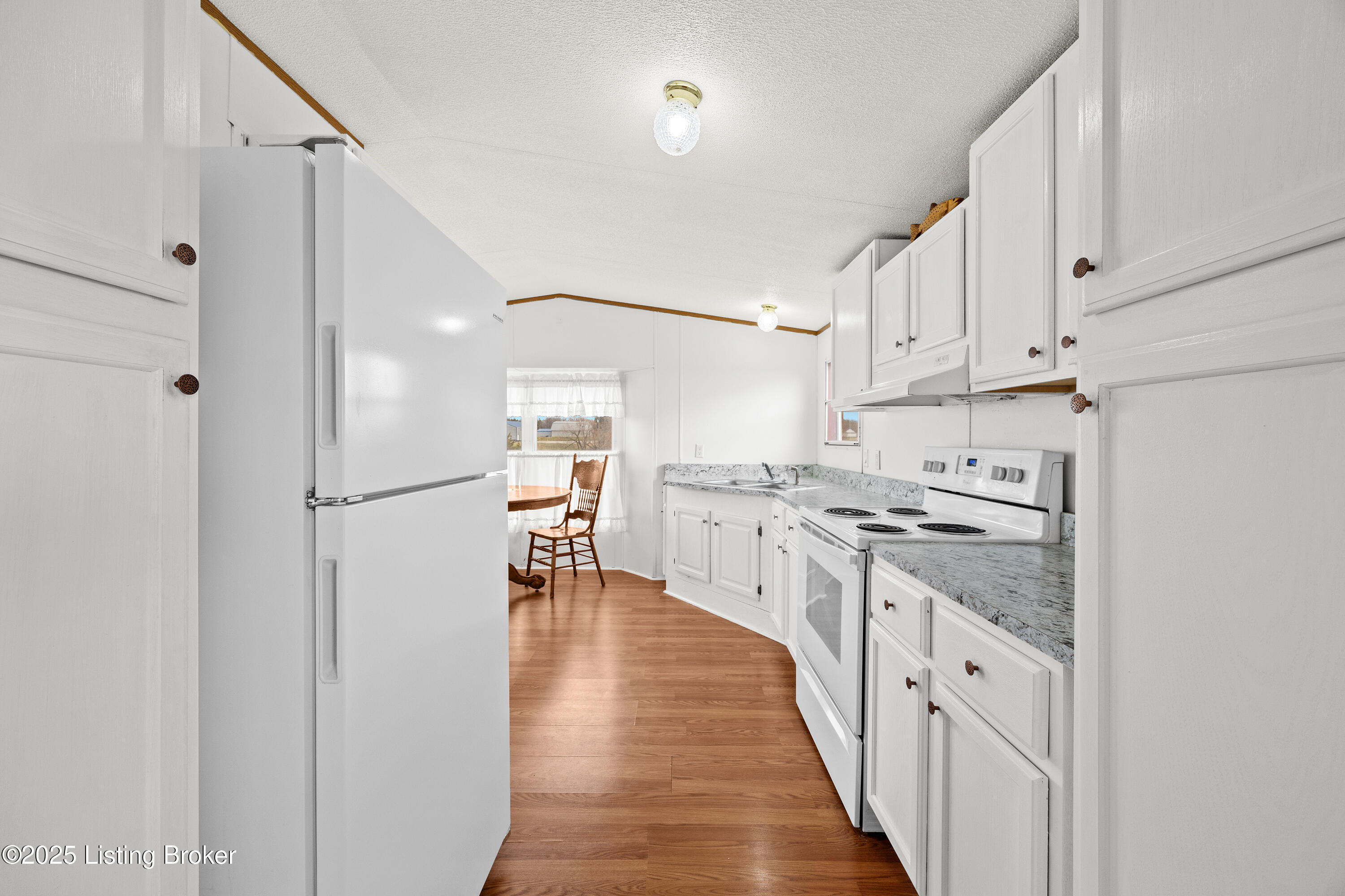 135 Sam Newton Ln