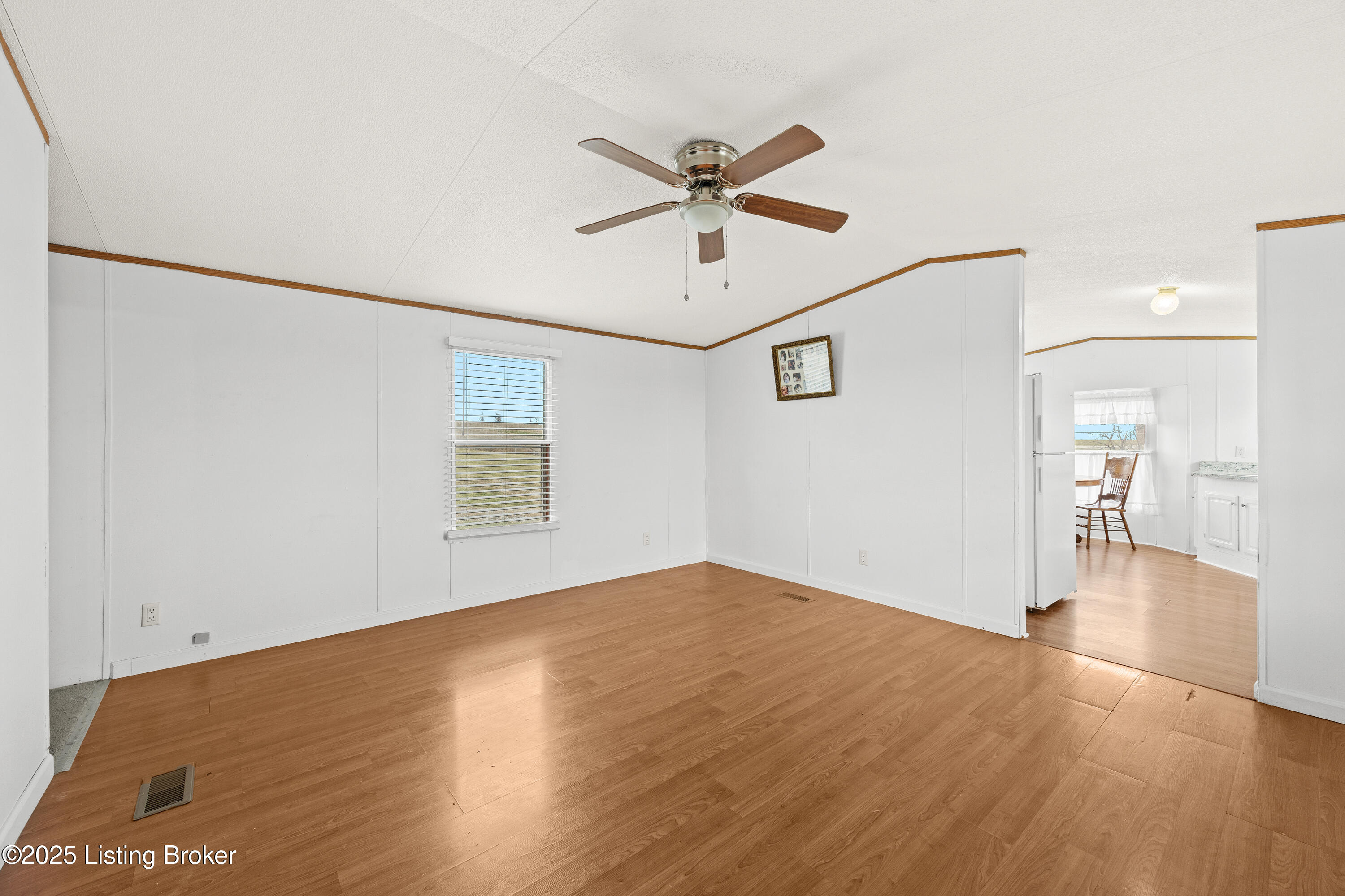 135 Sam Newton Ln