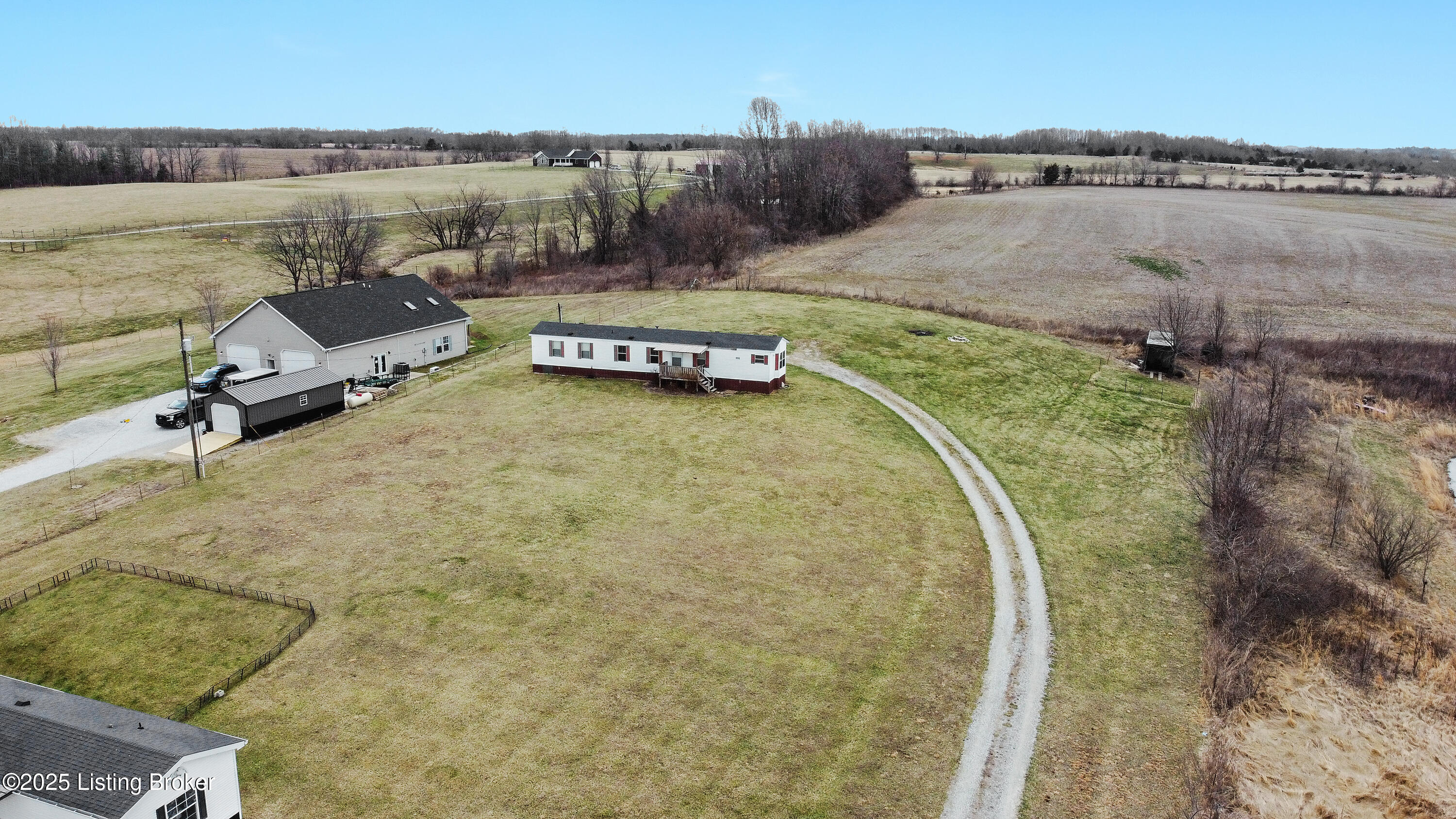 135 Sam Newton Ln