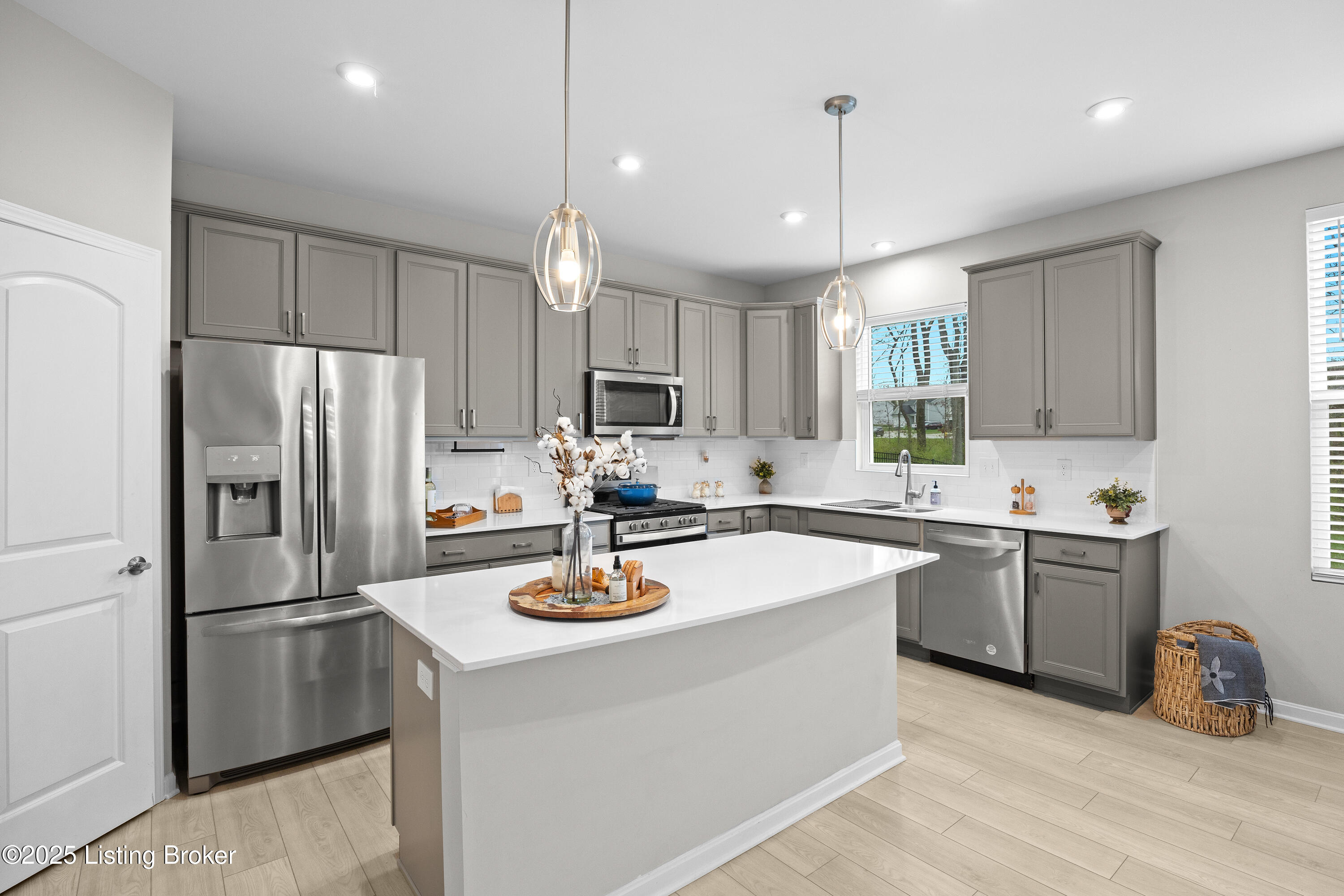 3942 Creek Meadow Dr