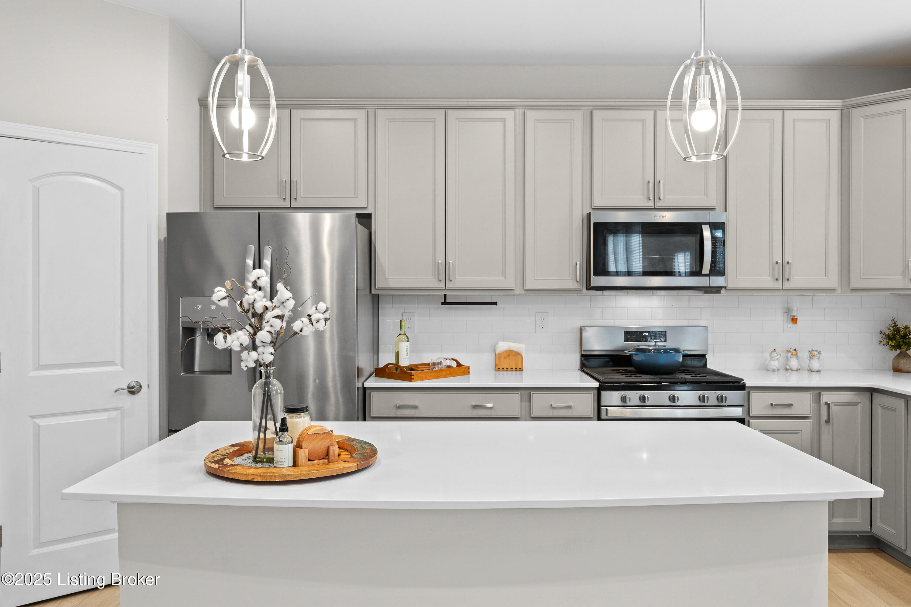 3942 Creek Meadow Dr