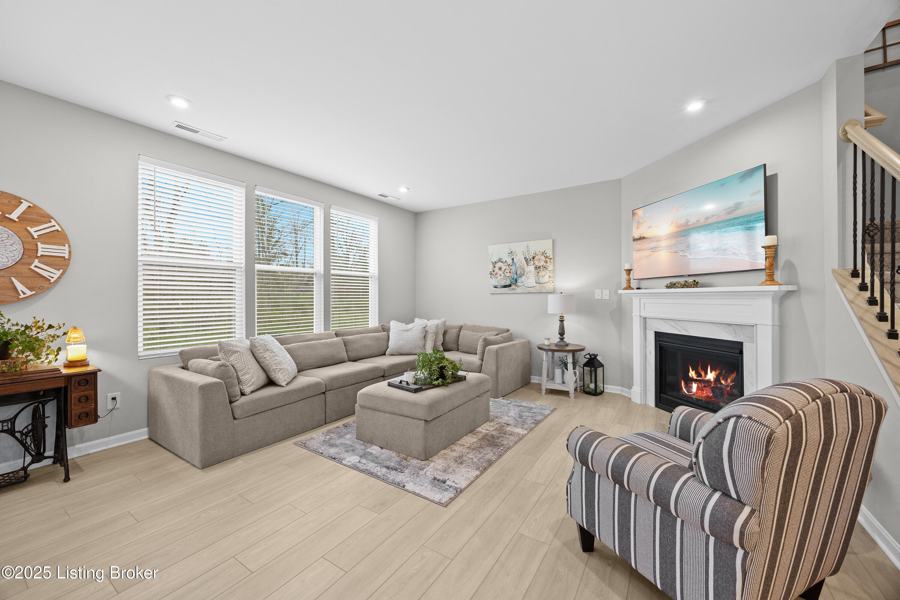 3942 Creek Meadow Dr