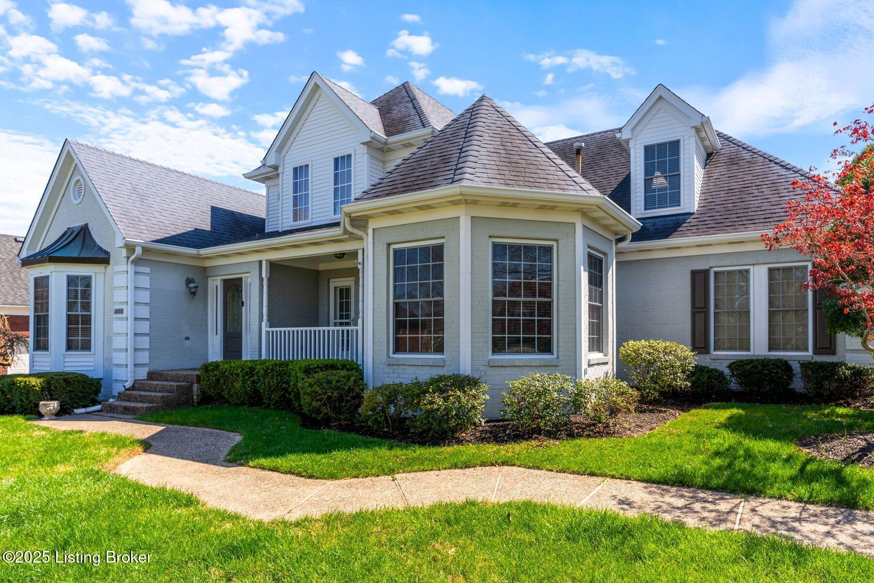 3025 Albrecht Dr