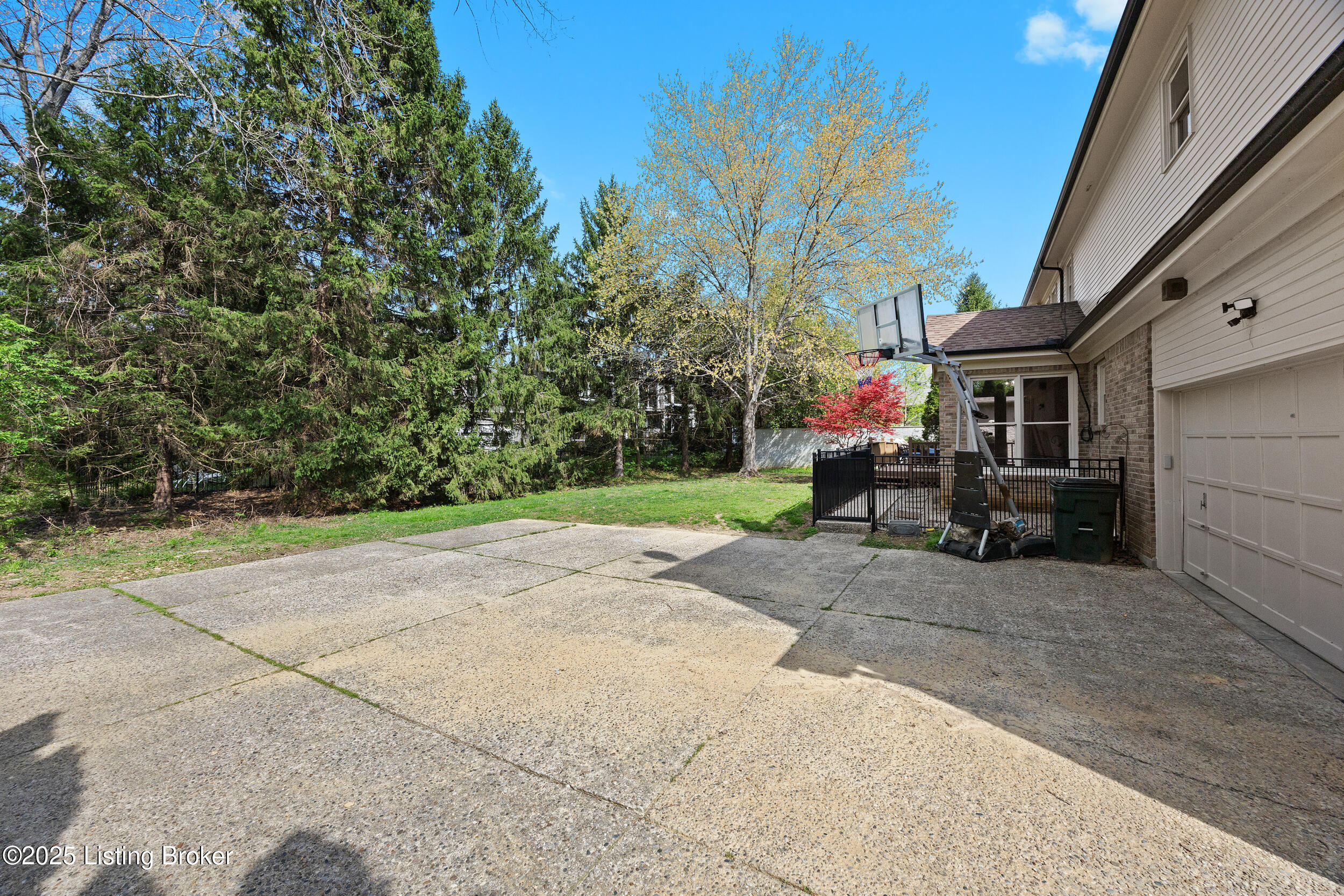 5706 Timber Ridge Dr