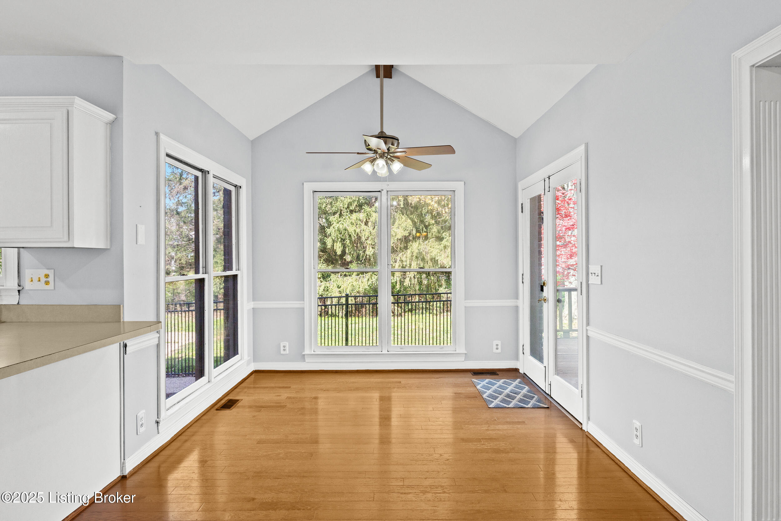 5706 Timber Ridge Dr