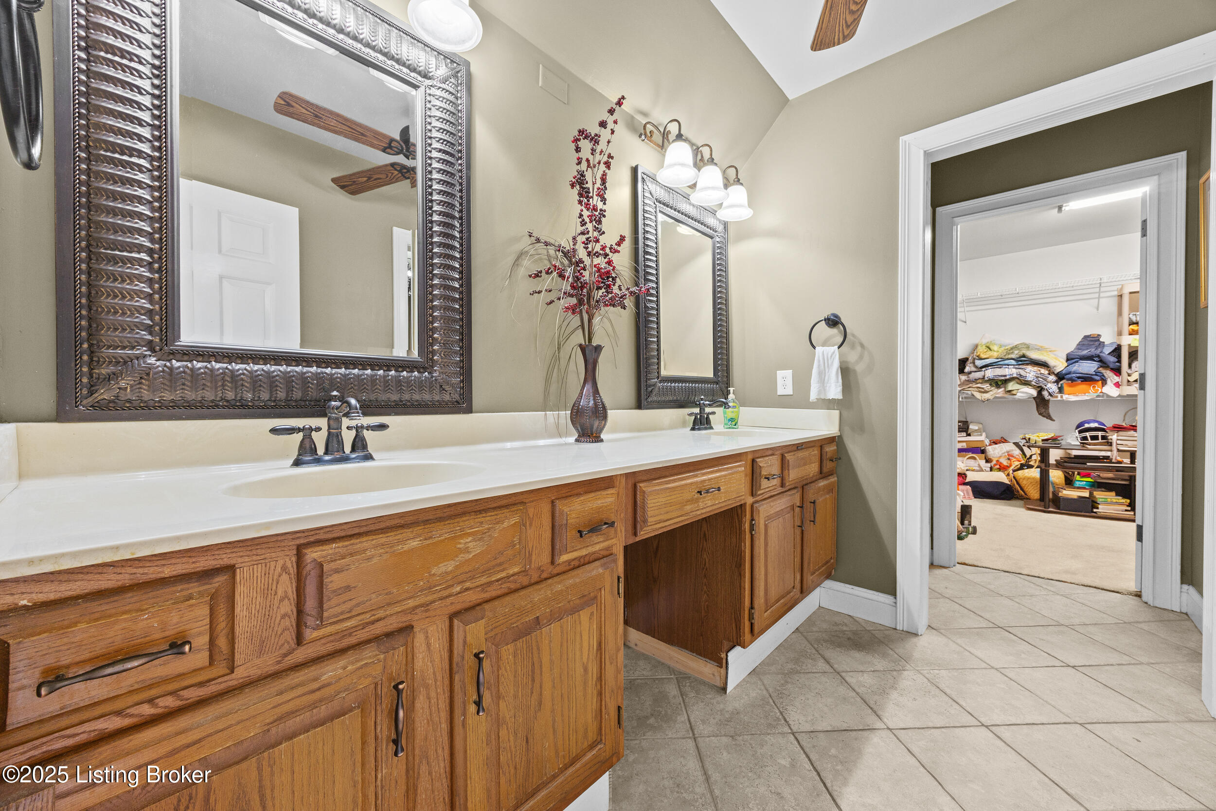 5706 Timber Ridge Dr