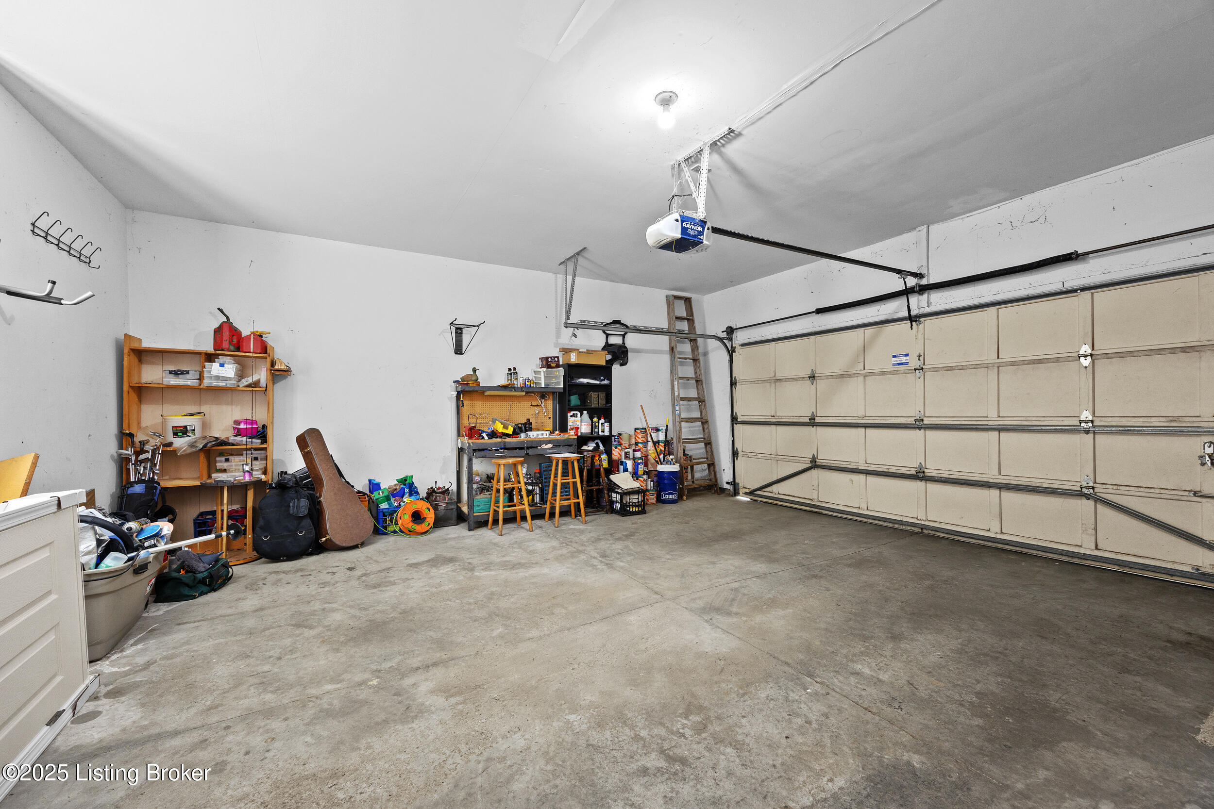 5706 Timber Ridge Dr