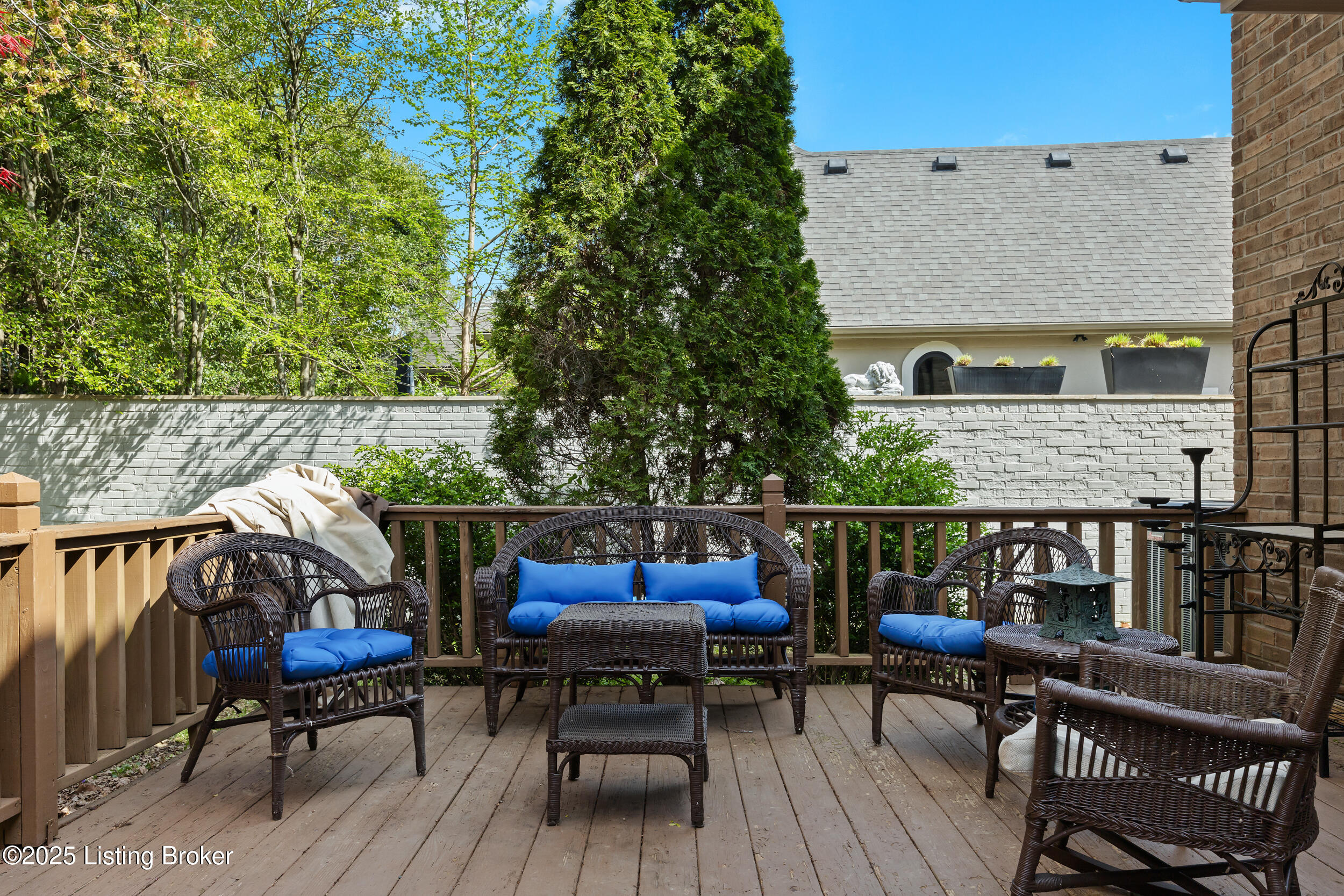 5706 Timber Ridge Dr