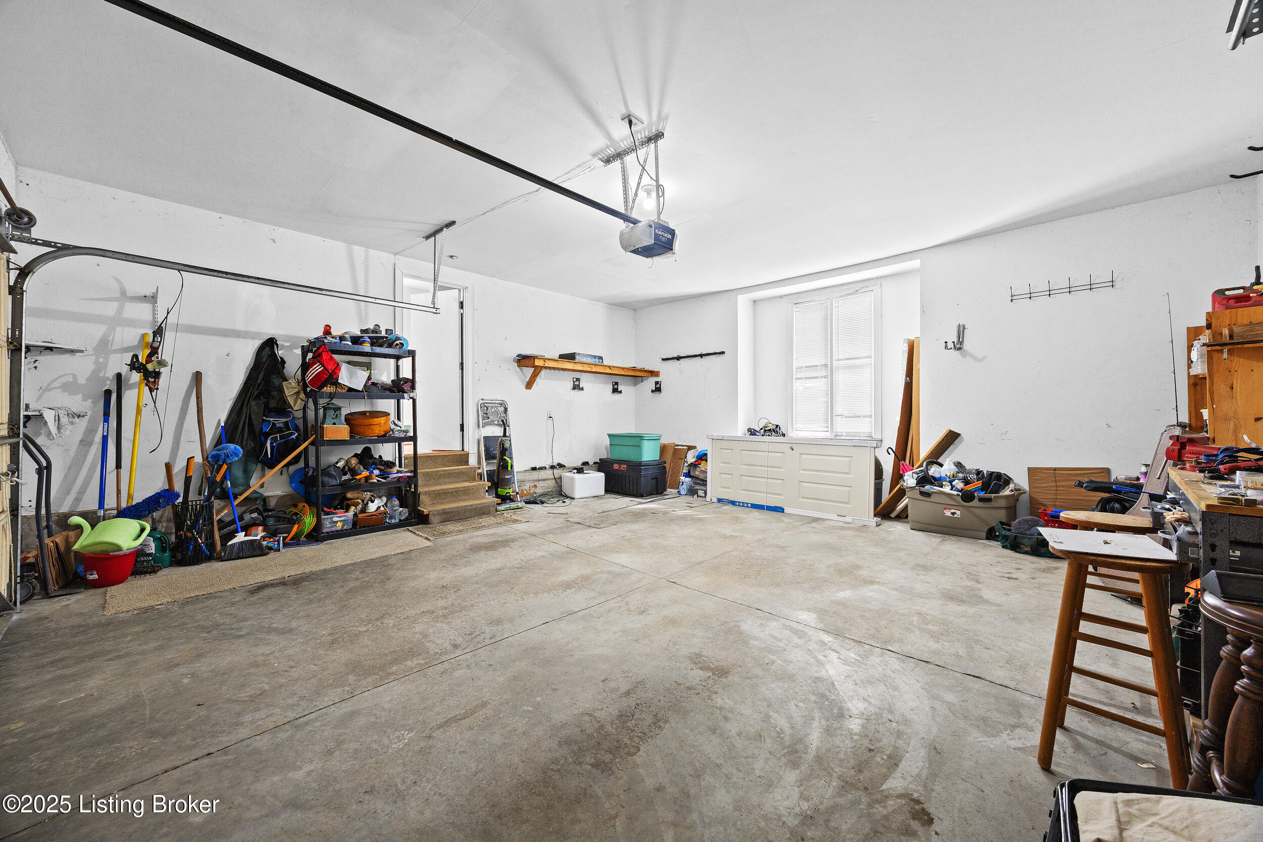 5706 Timber Ridge Dr