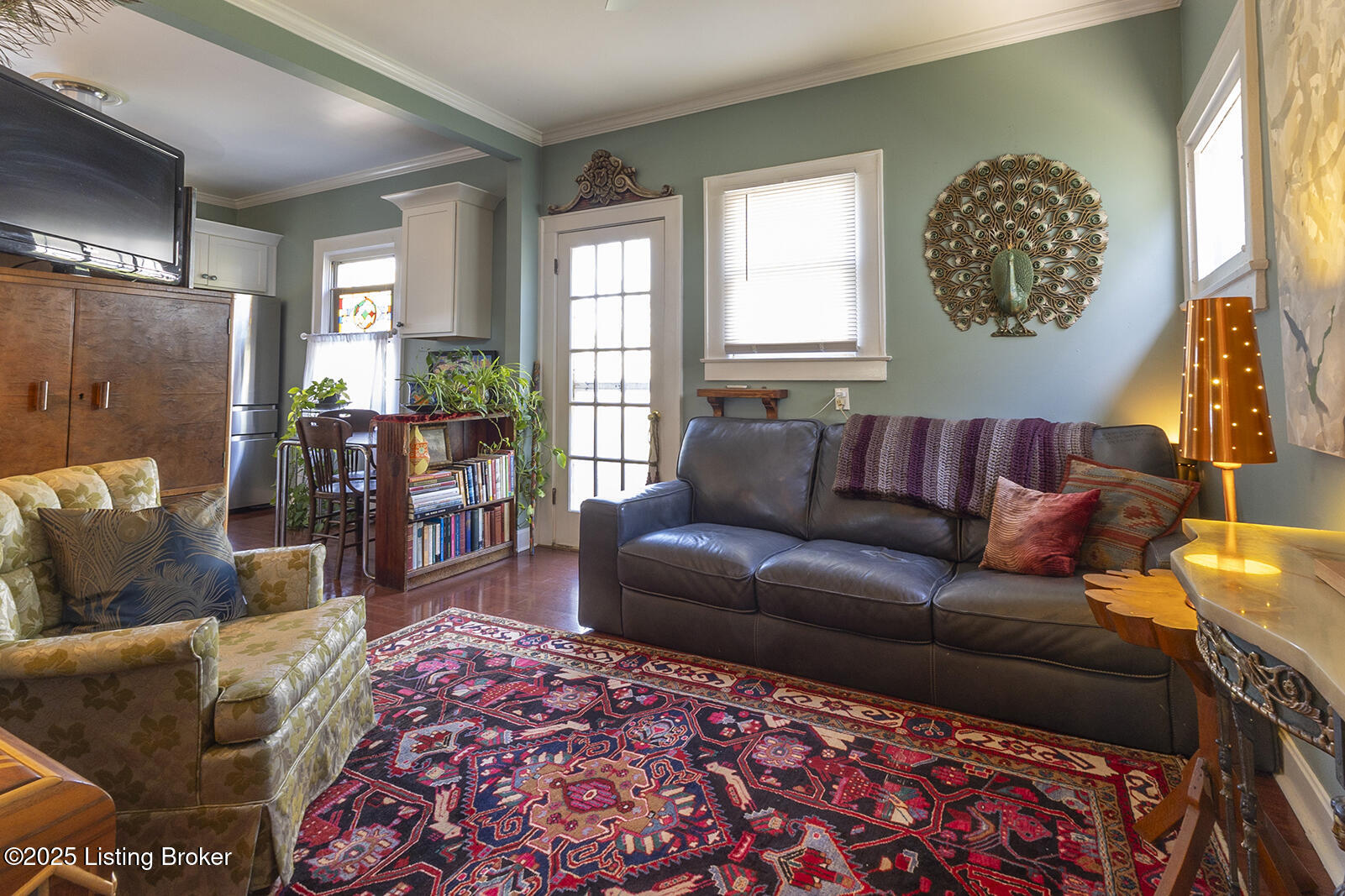 1103 Julia Ave