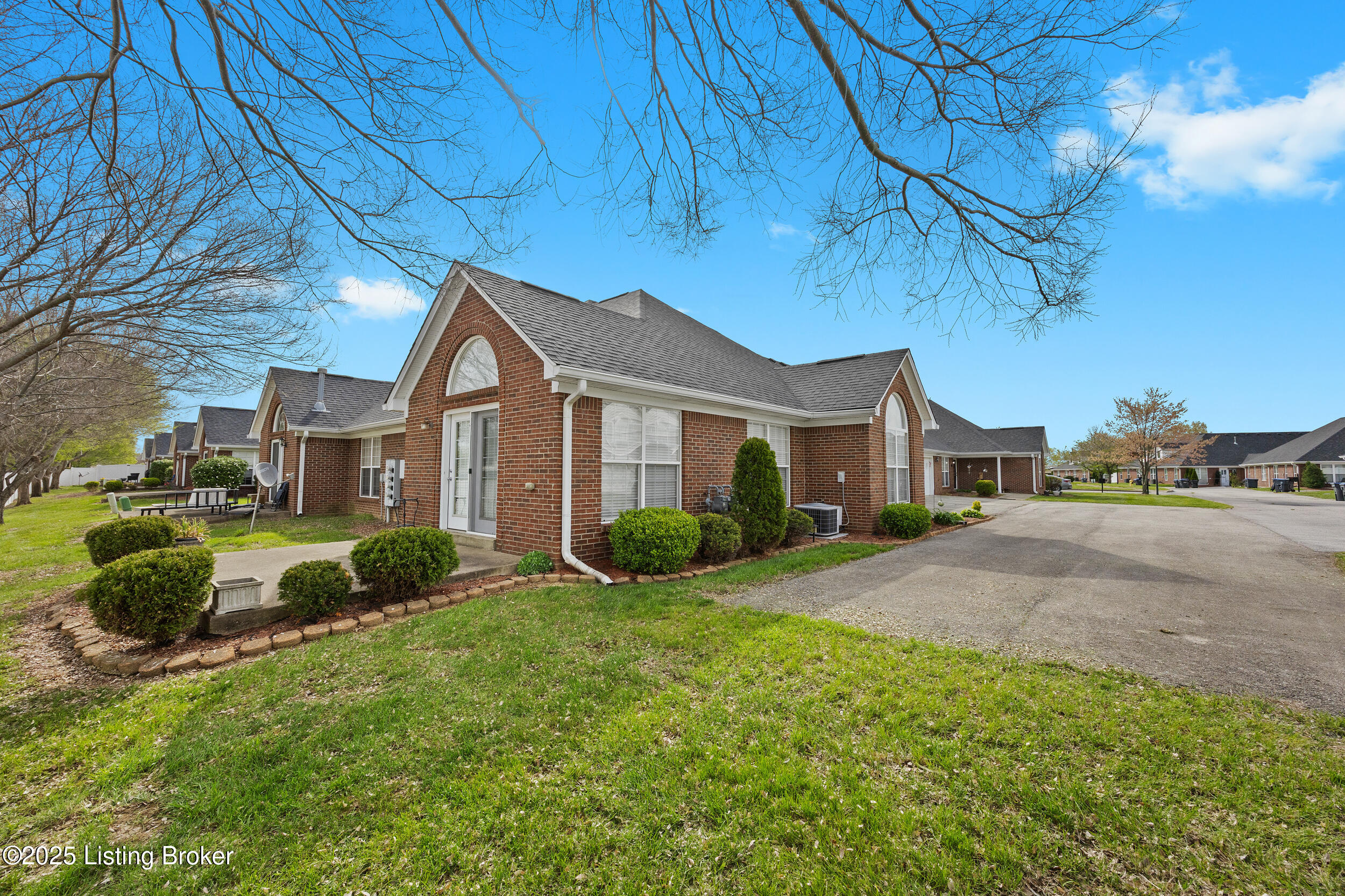 7601 Eagle Landing Way