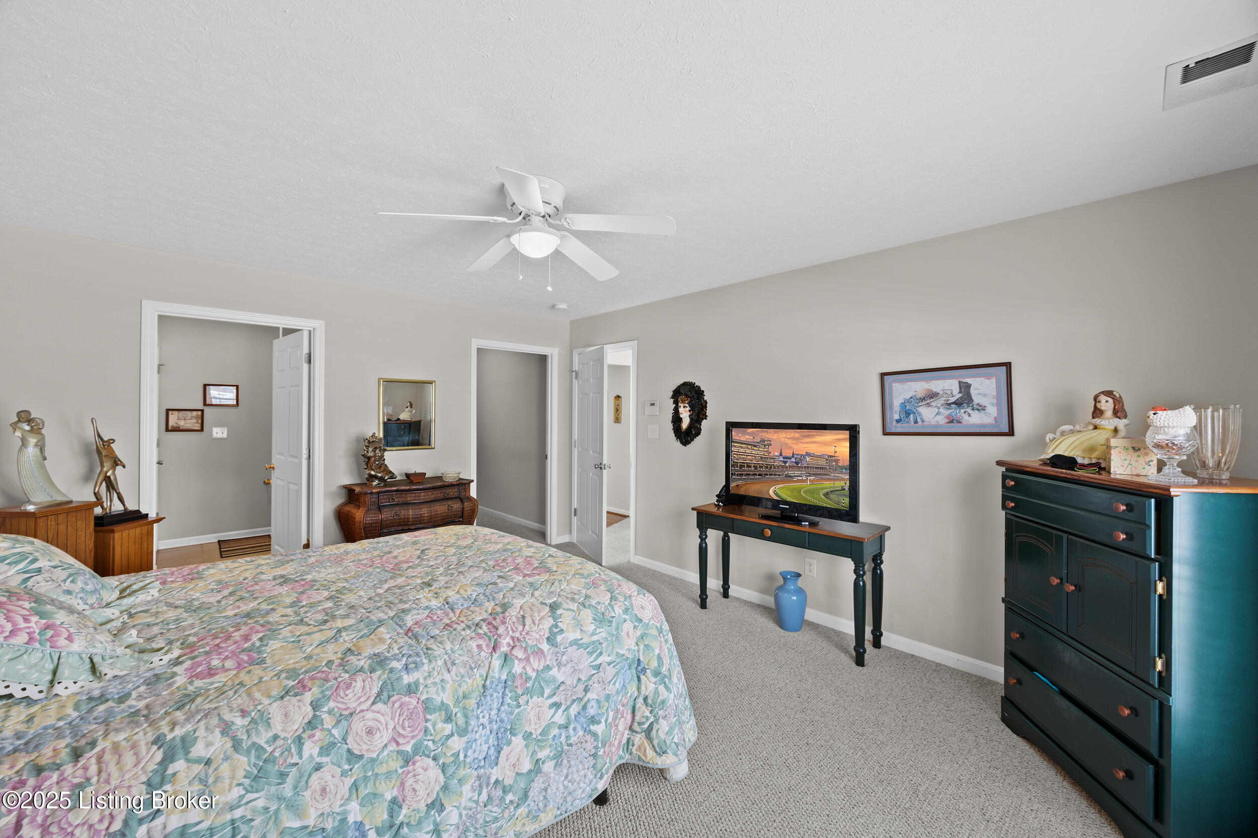 7601 Eagle Landing Way
