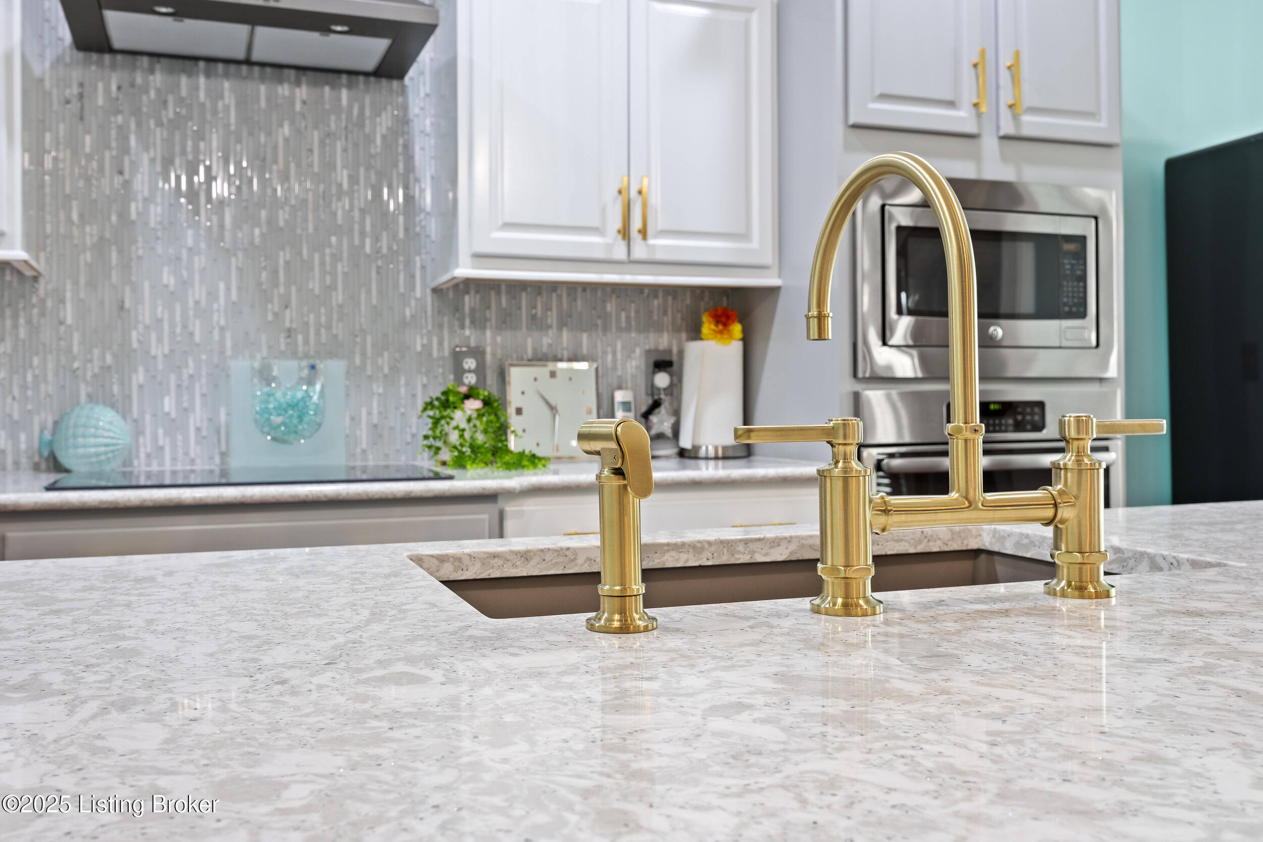 104 Whispering Pines Cir