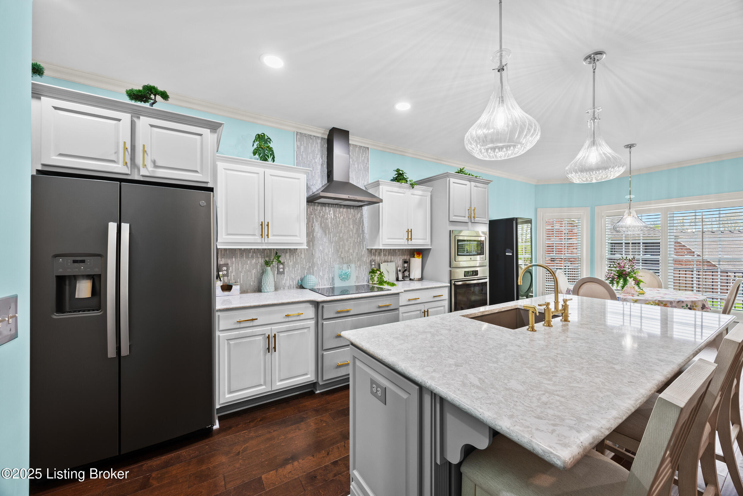 104 Whispering Pines Cir