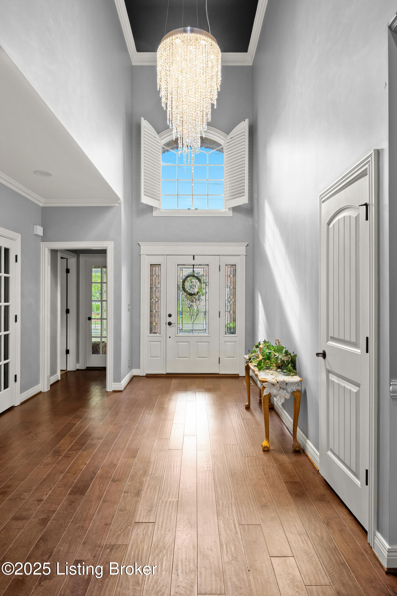 104 Whispering Pines Cir