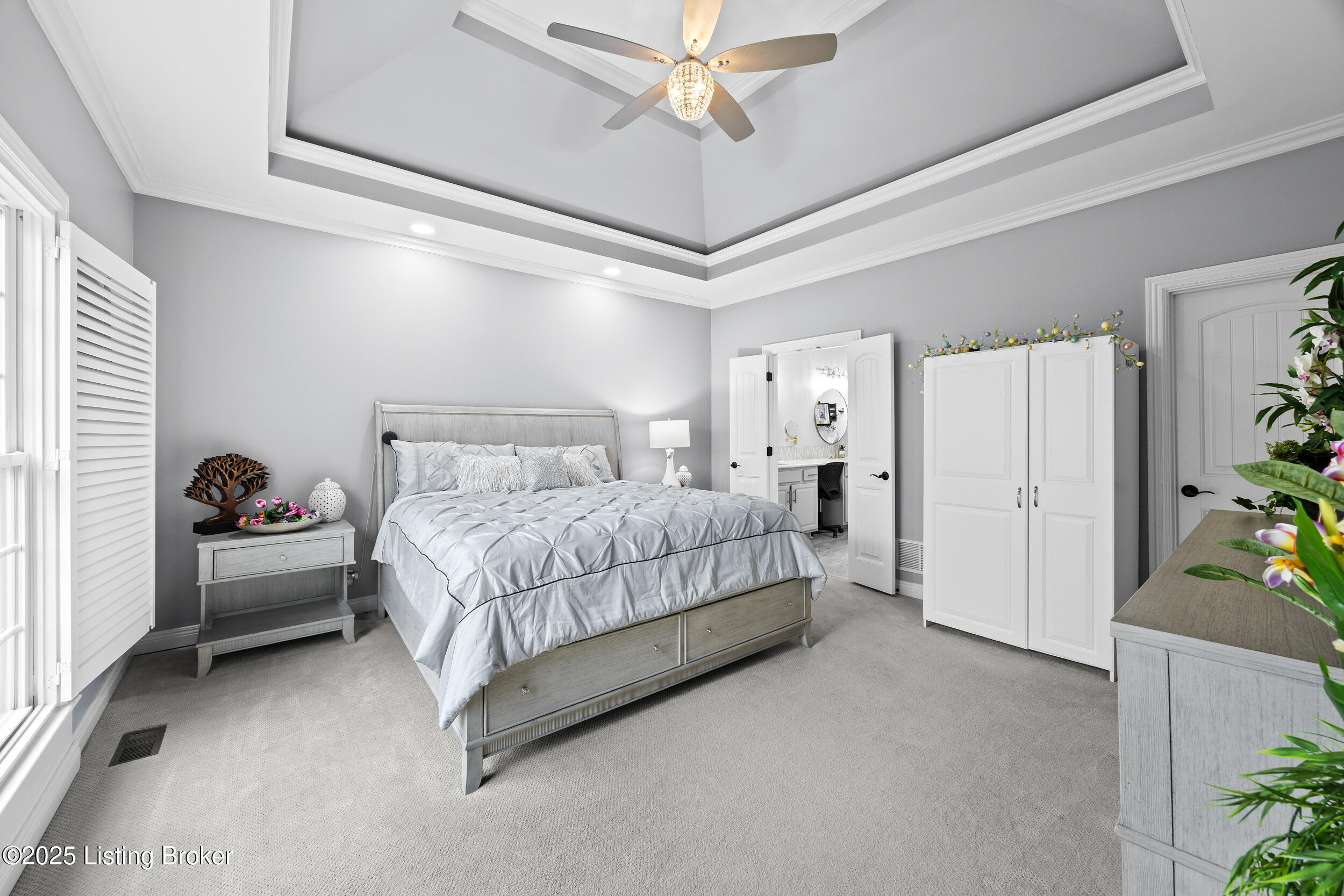 104 Whispering Pines Cir