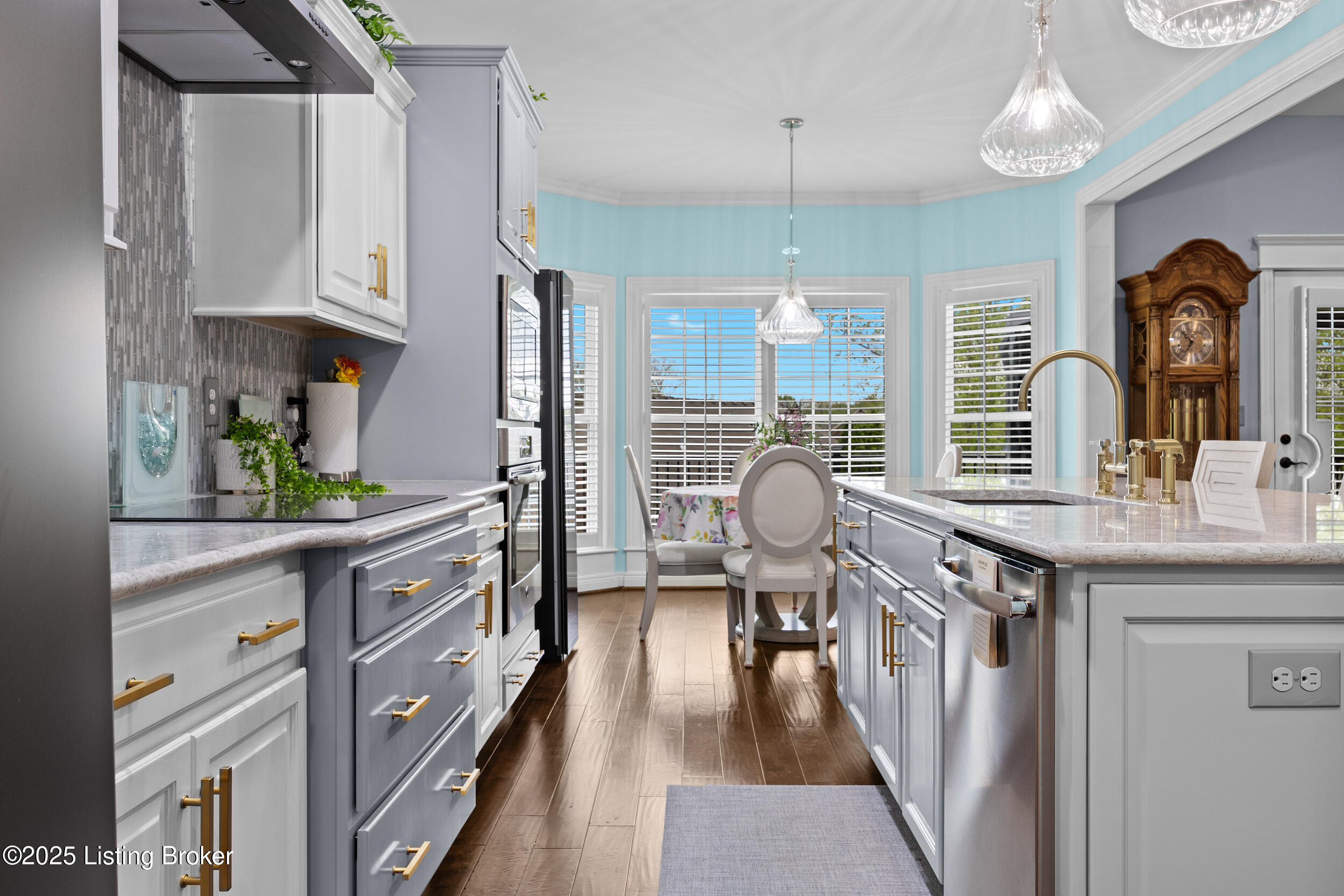 104 Whispering Pines Cir