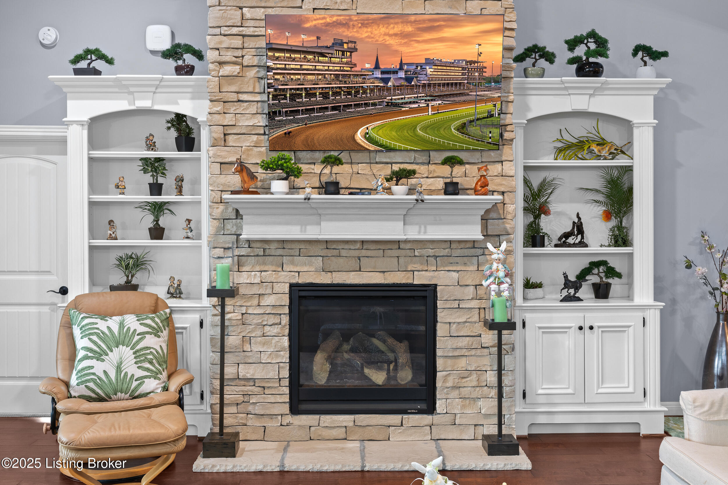 104 Whispering Pines Cir