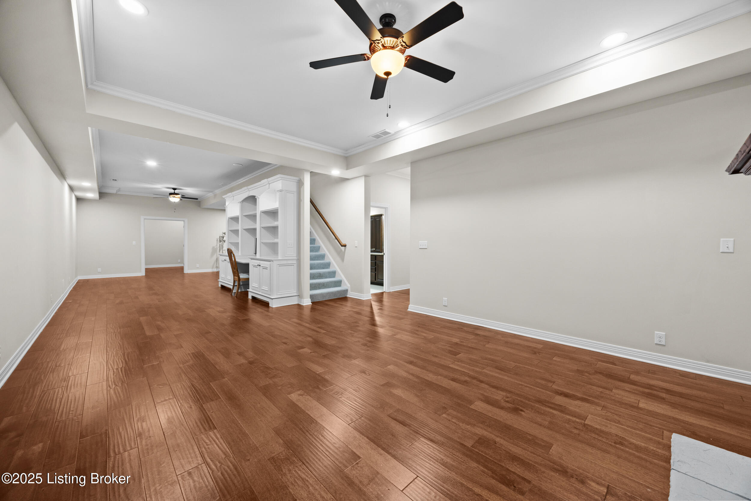 104 Whispering Pines Cir