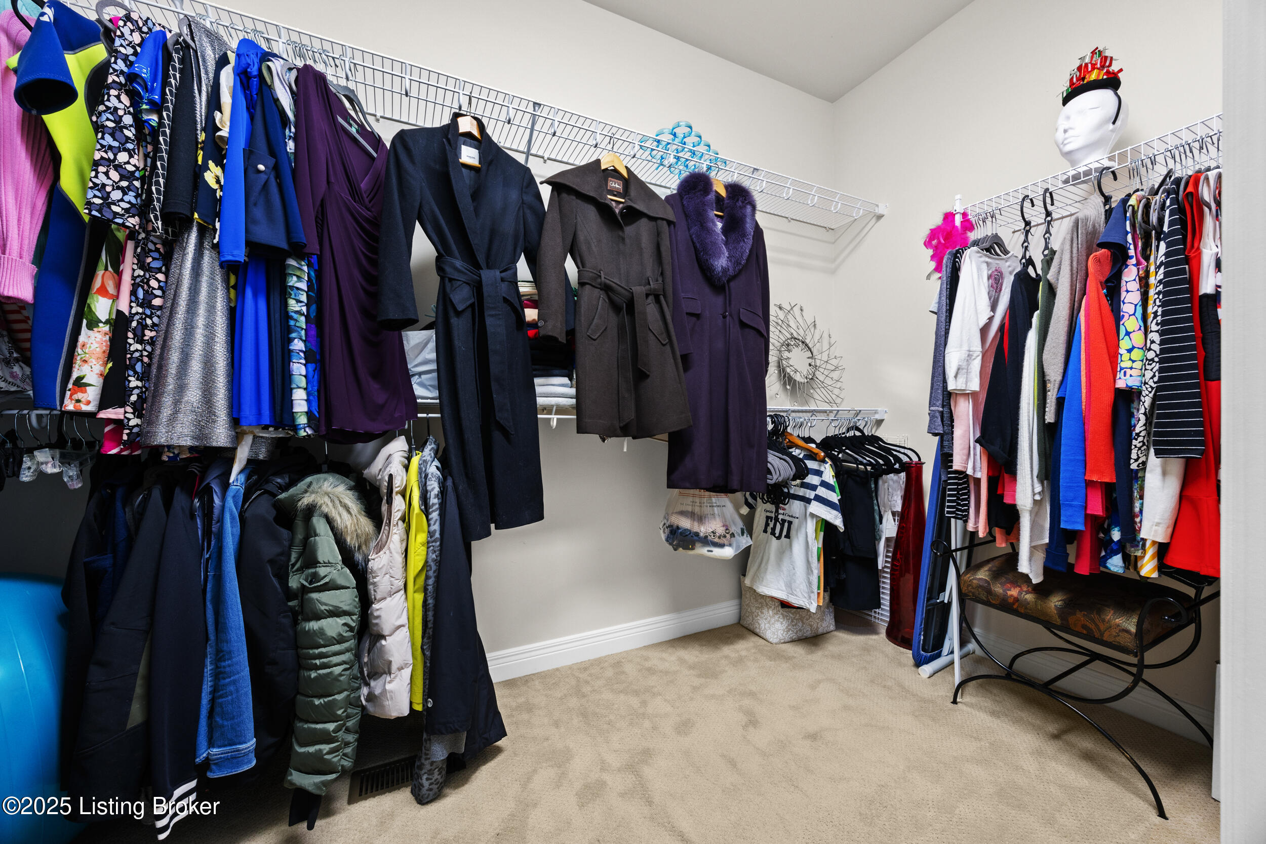 104 Whispering Pines Cir