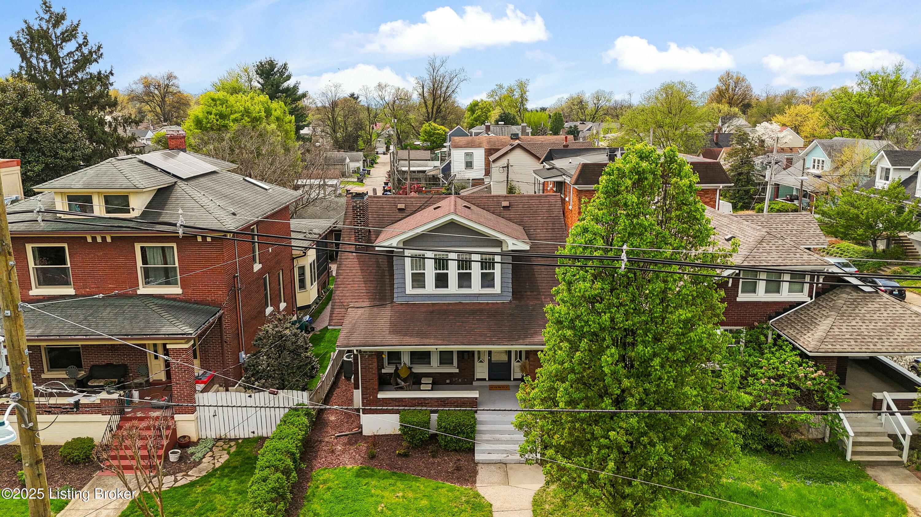 1740 Fernwood Ave