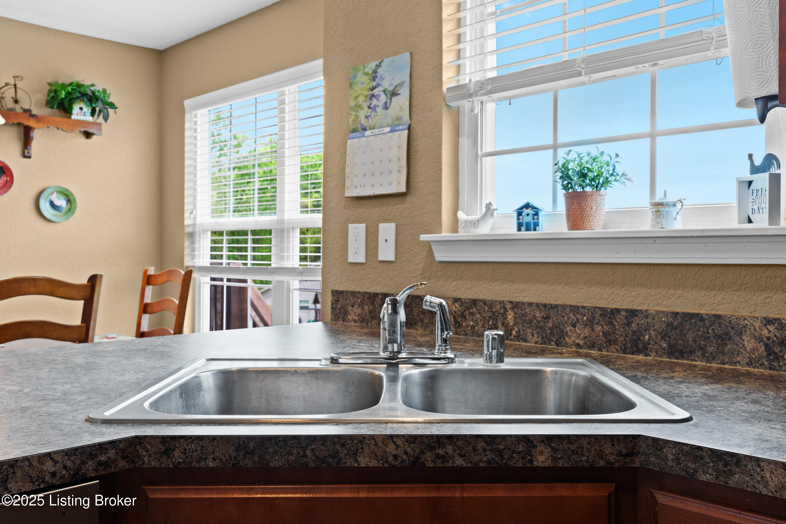 11502 Creek Brook Dr