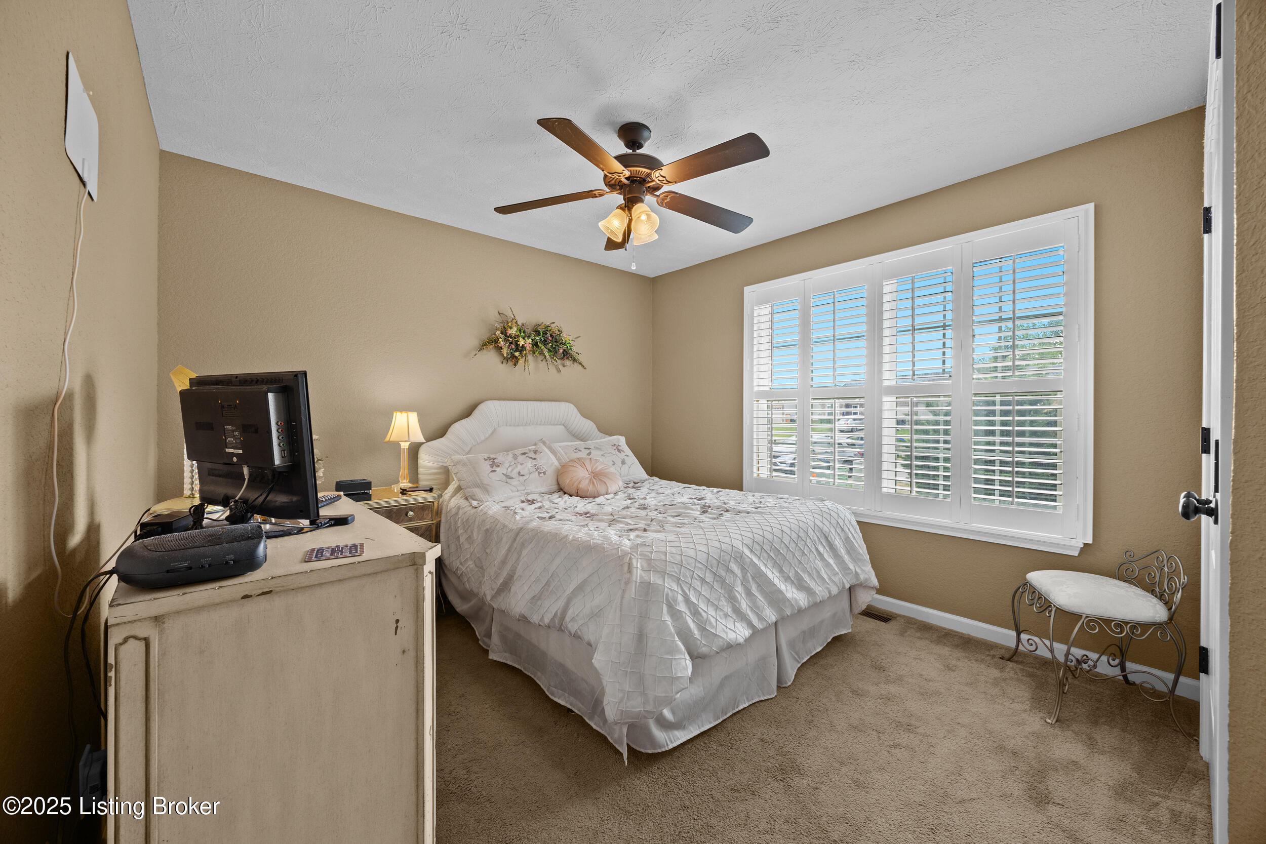 11502 Creek Brook Dr