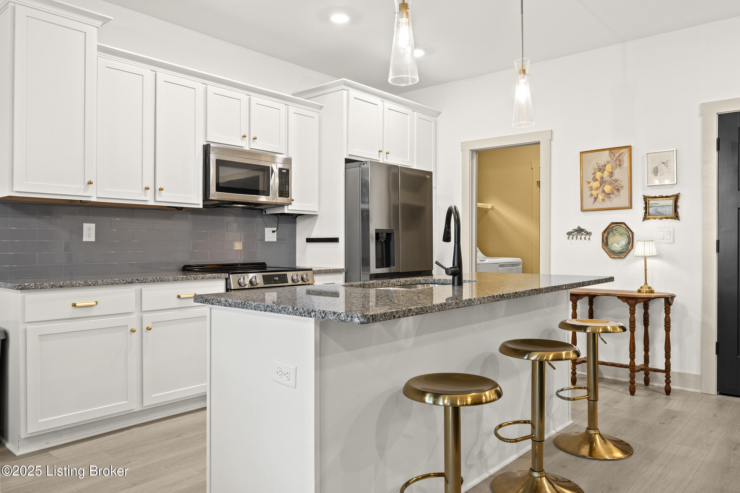 4698 Red Tail Ridge