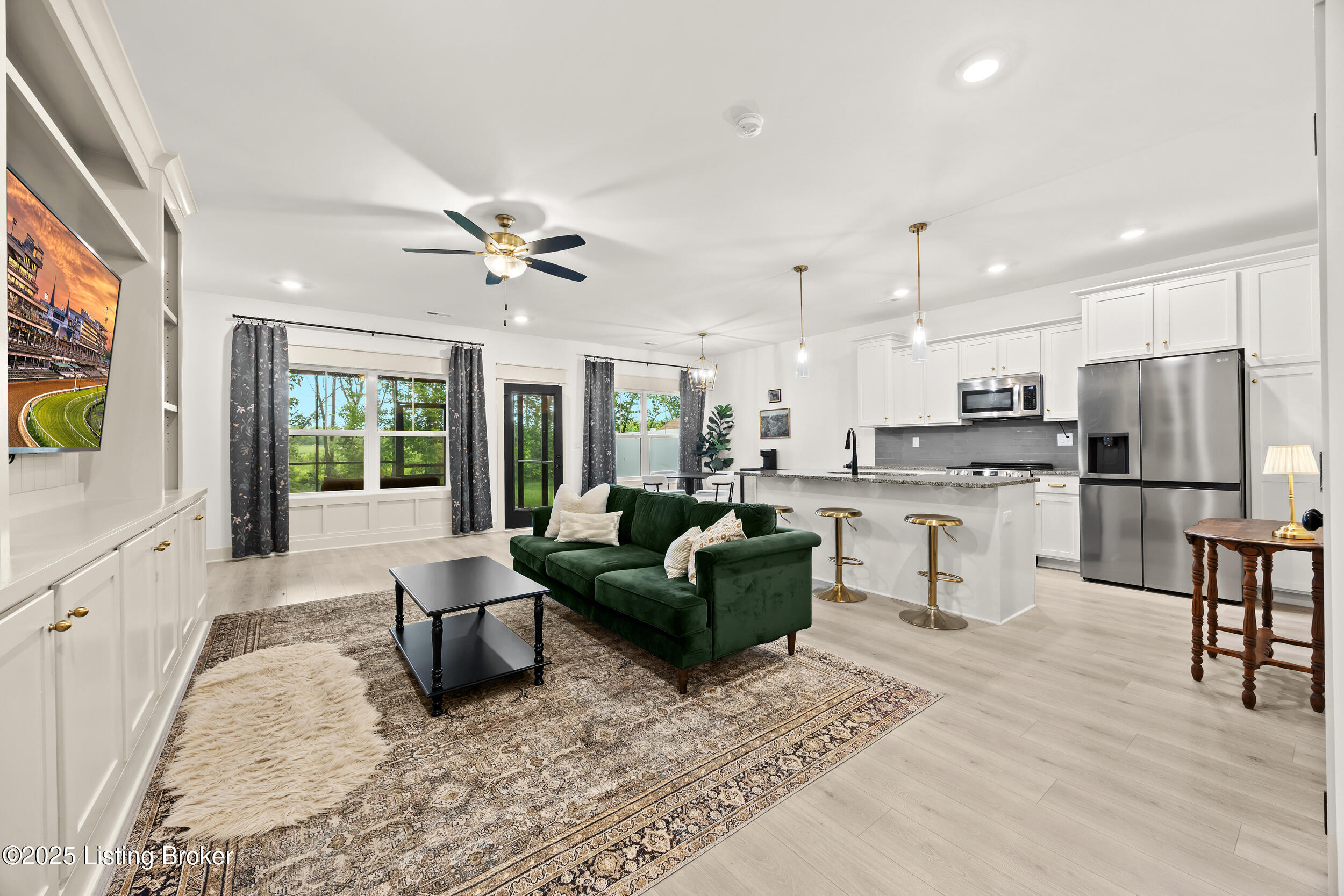 4698 Red Tail Ridge