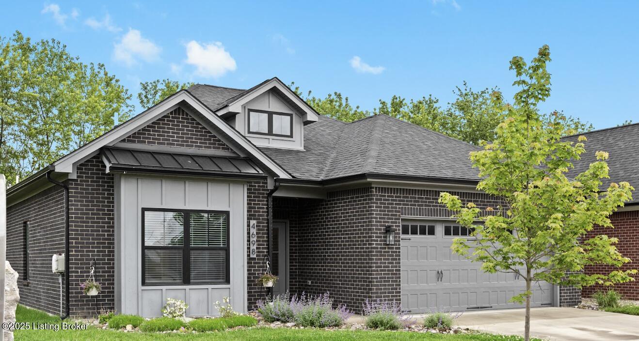 4698 Red Tail Ridge