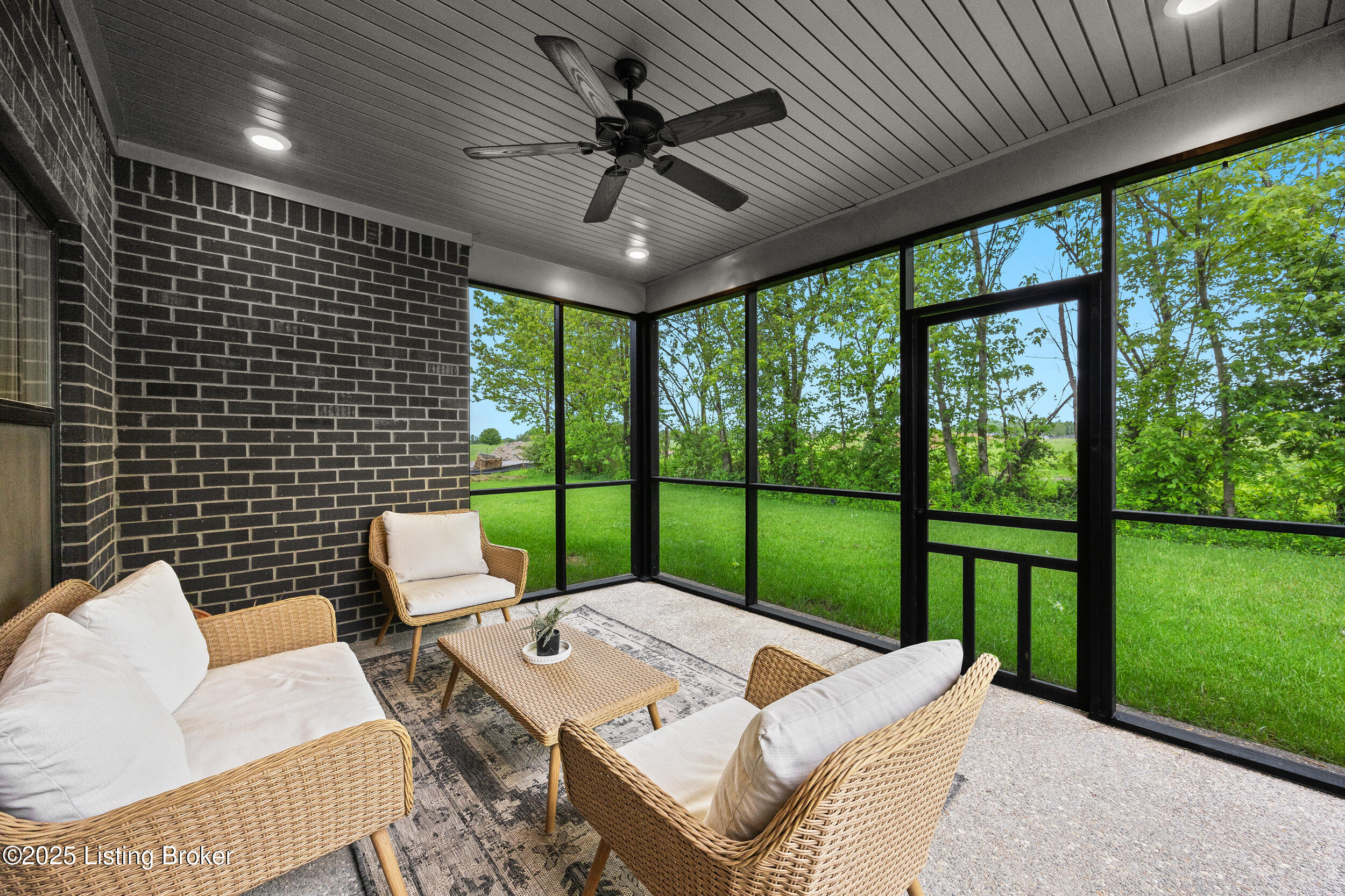 4698 Red Tail Ridge