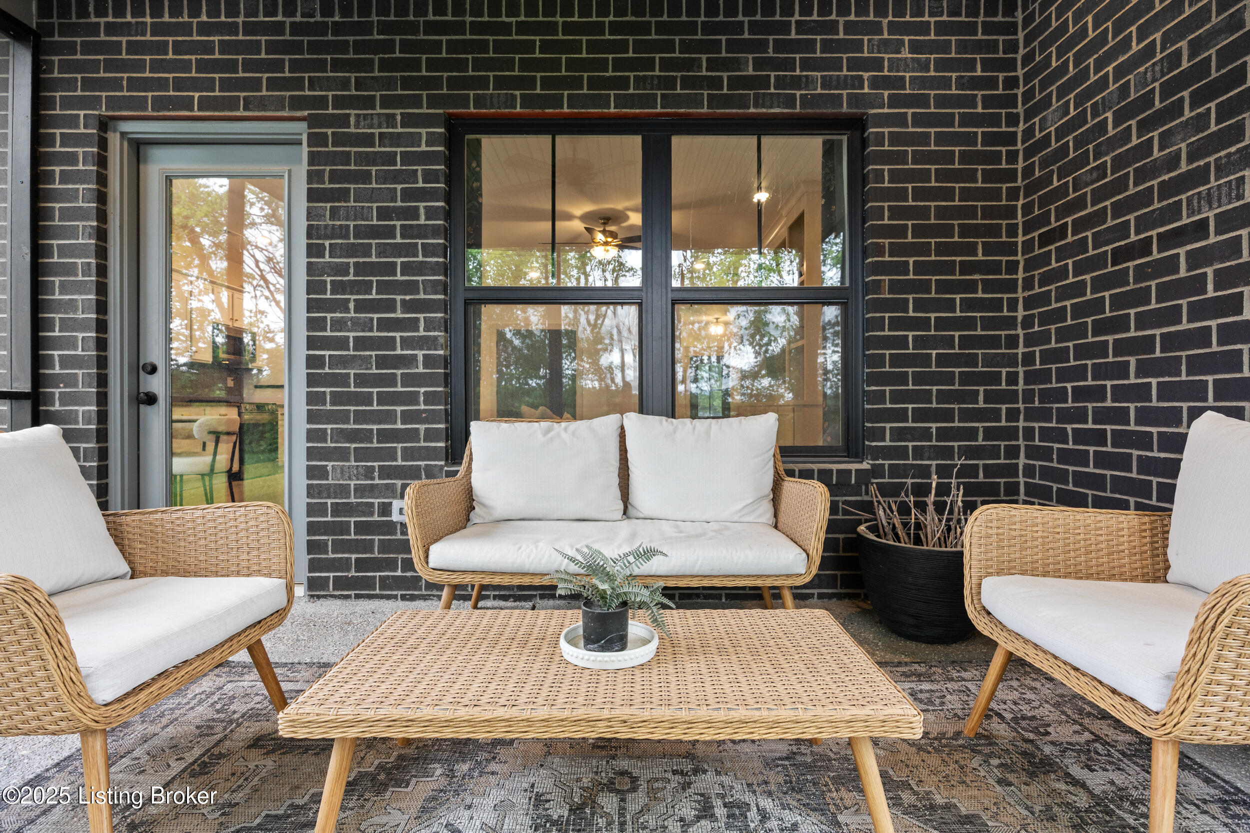 4698 Red Tail Ridge