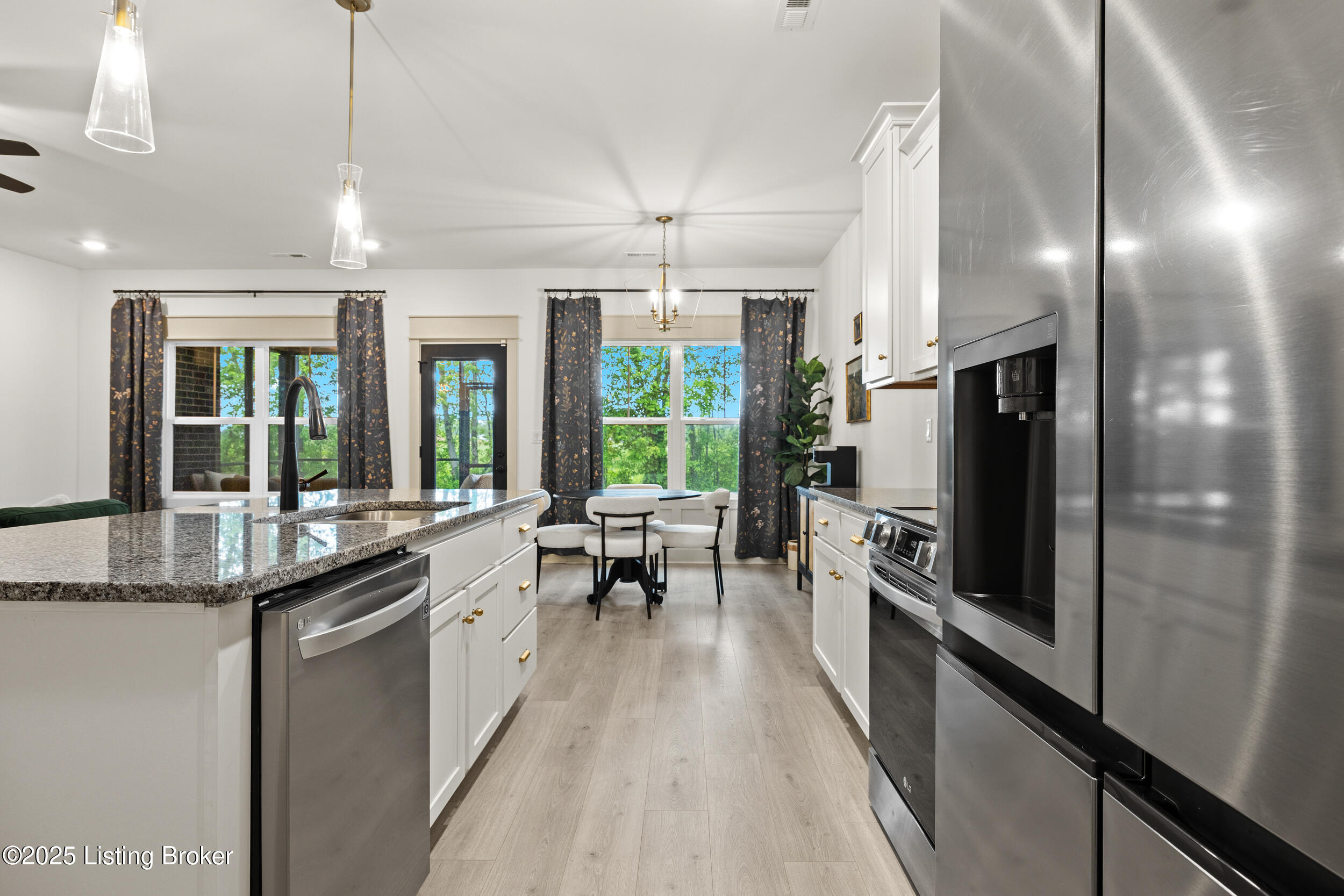 4698 Red Tail Ridge
