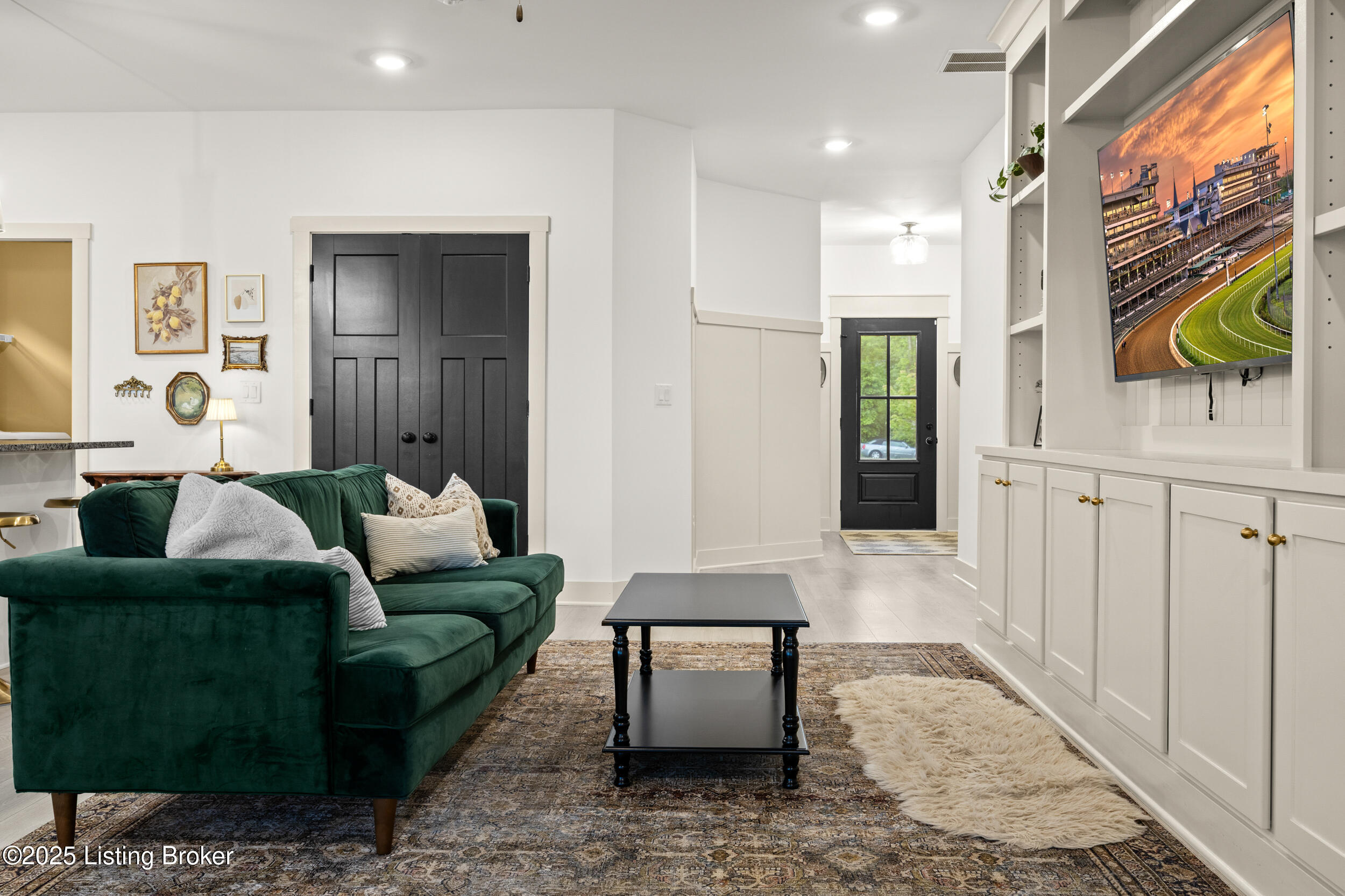 4698 Red Tail Ridge