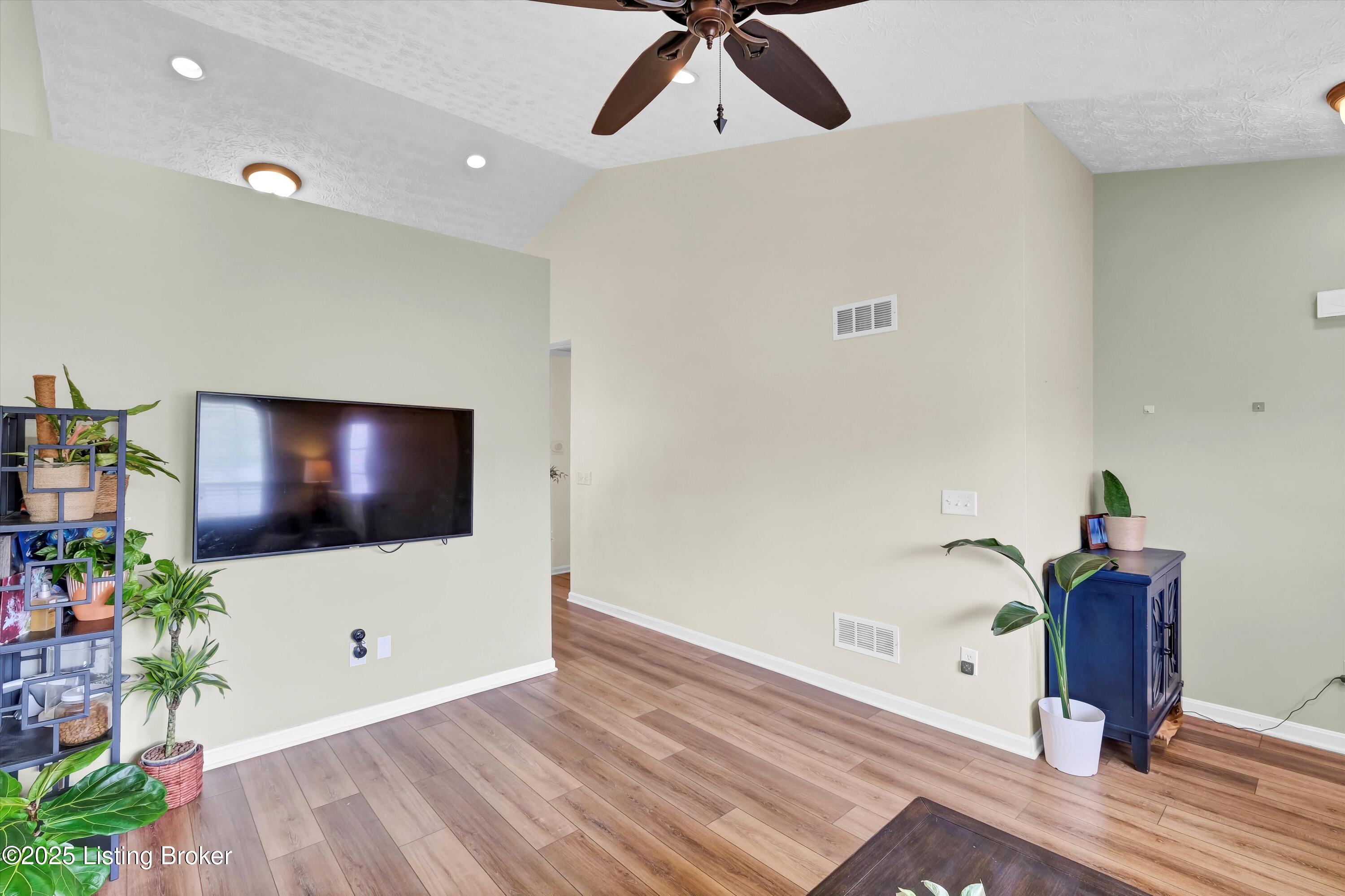 14520 Landis Villa Dr