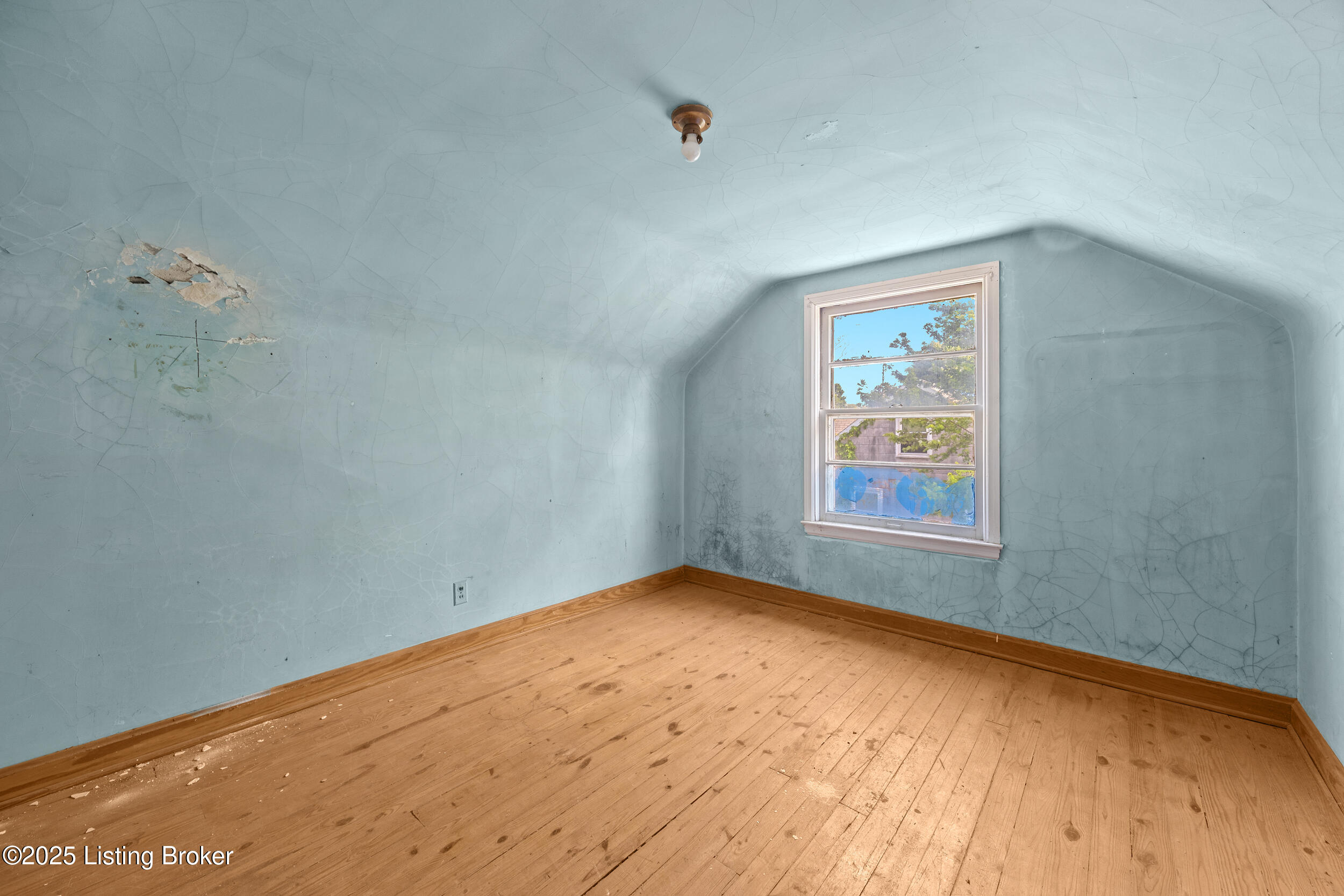 8613 Blue Lick Rd