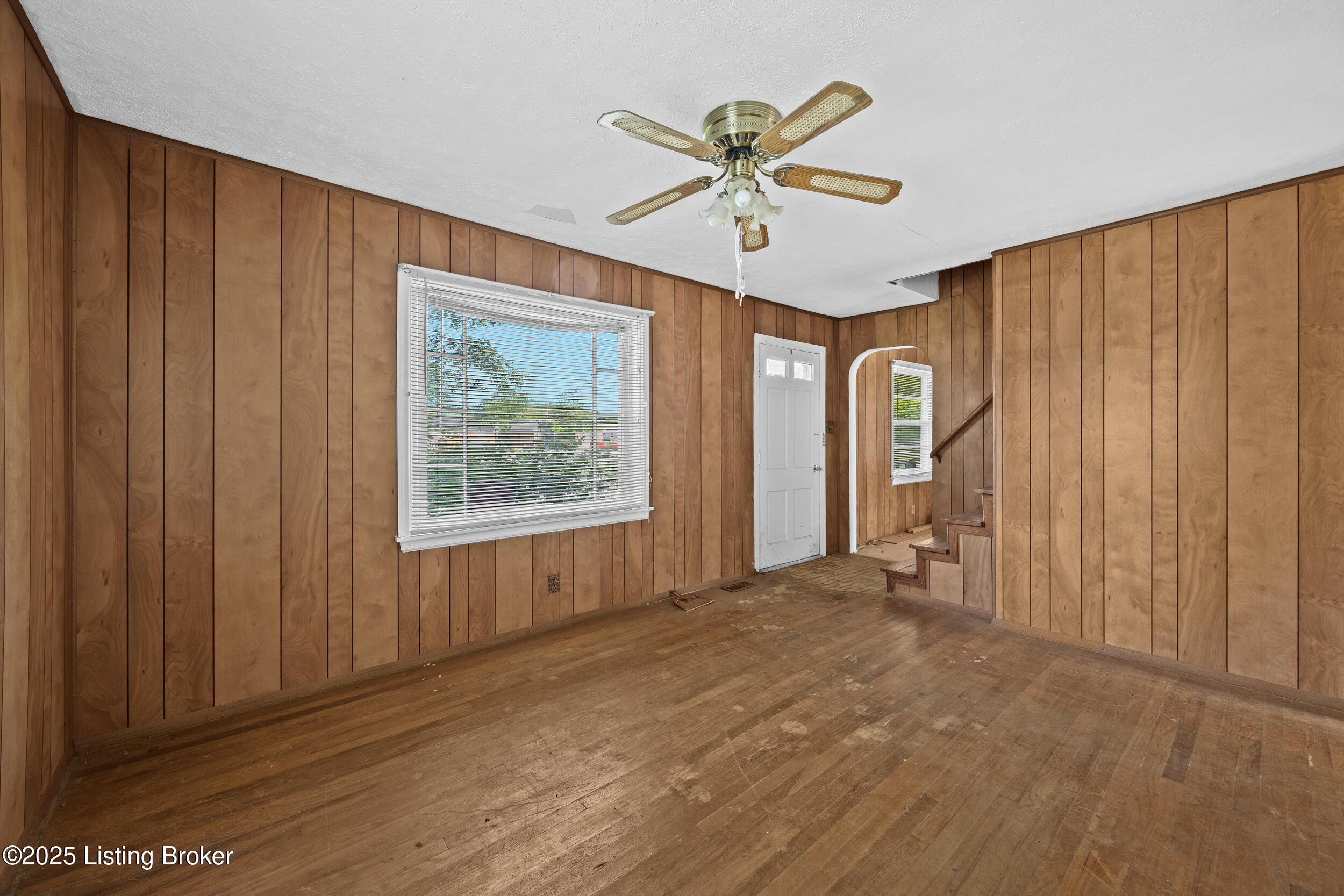 8613 Blue Lick Rd