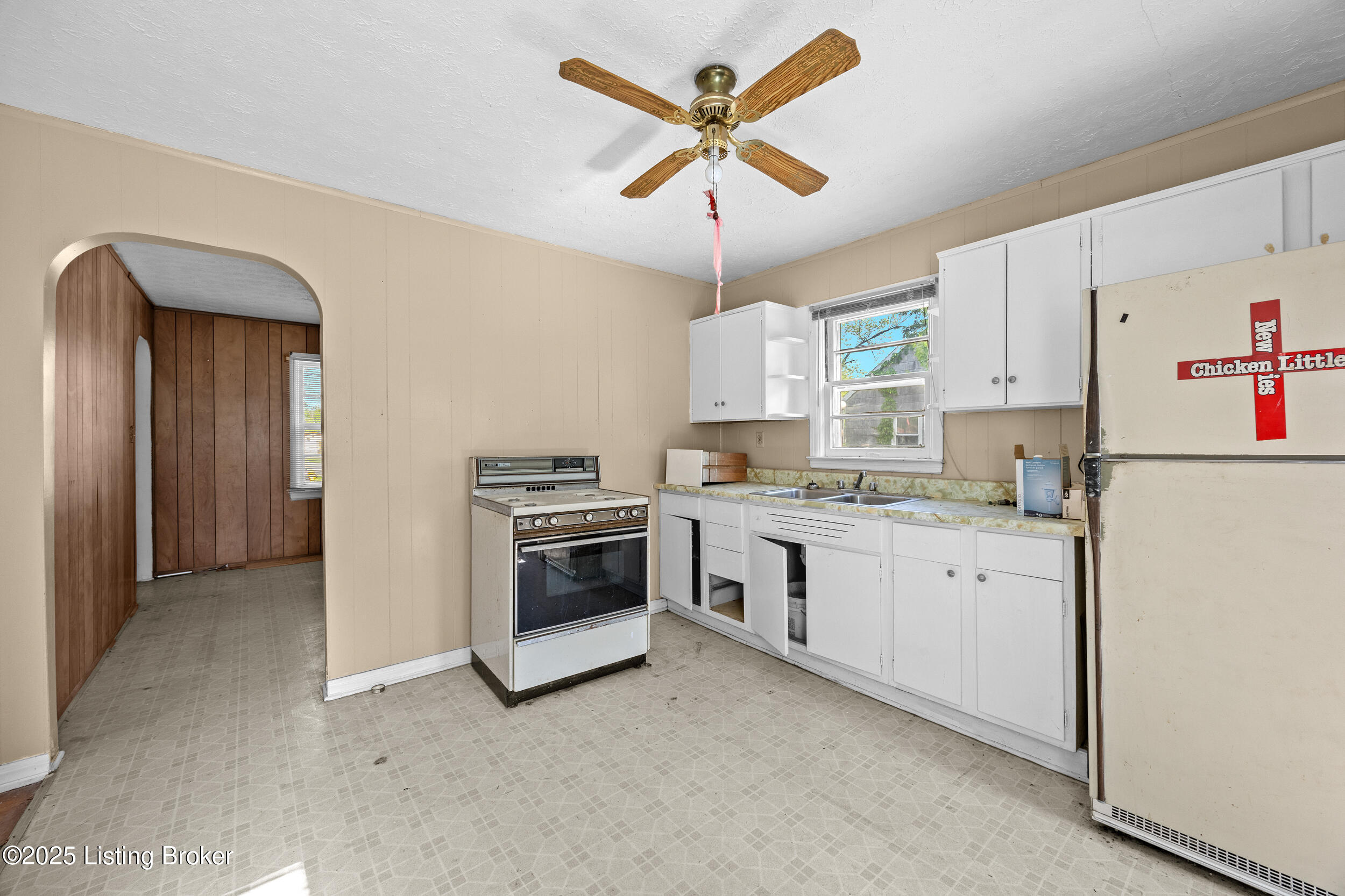 8613 Blue Lick Rd