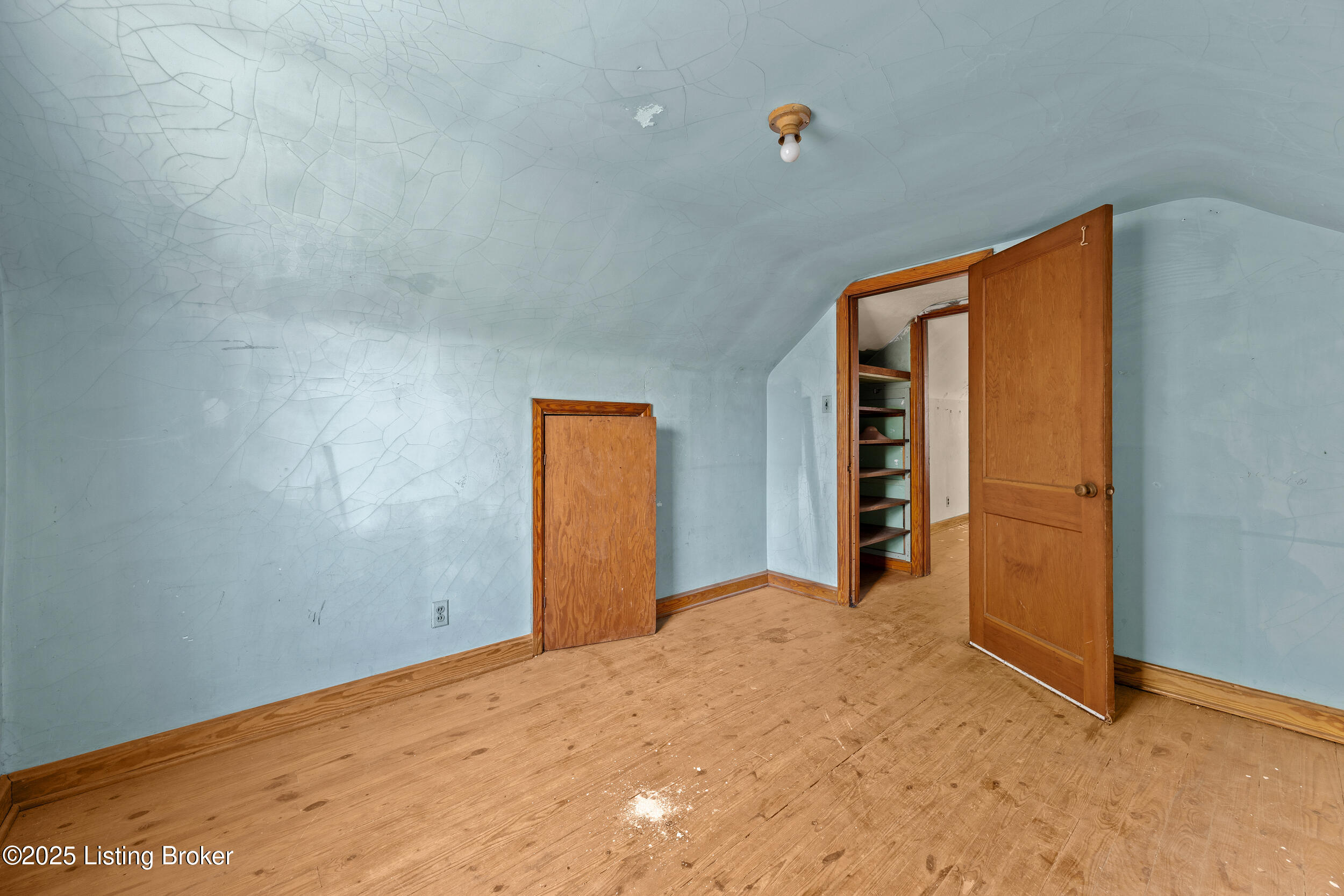8613 Blue Lick Rd
